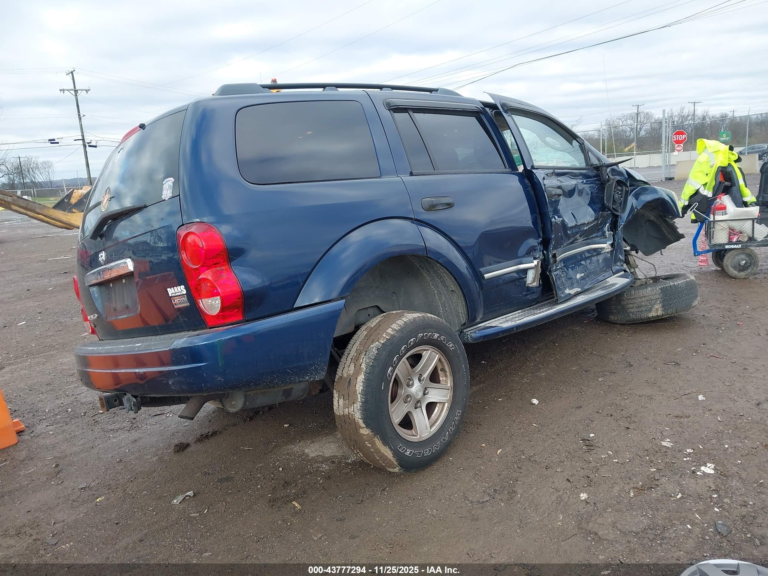 DODGE DURANGO image 4