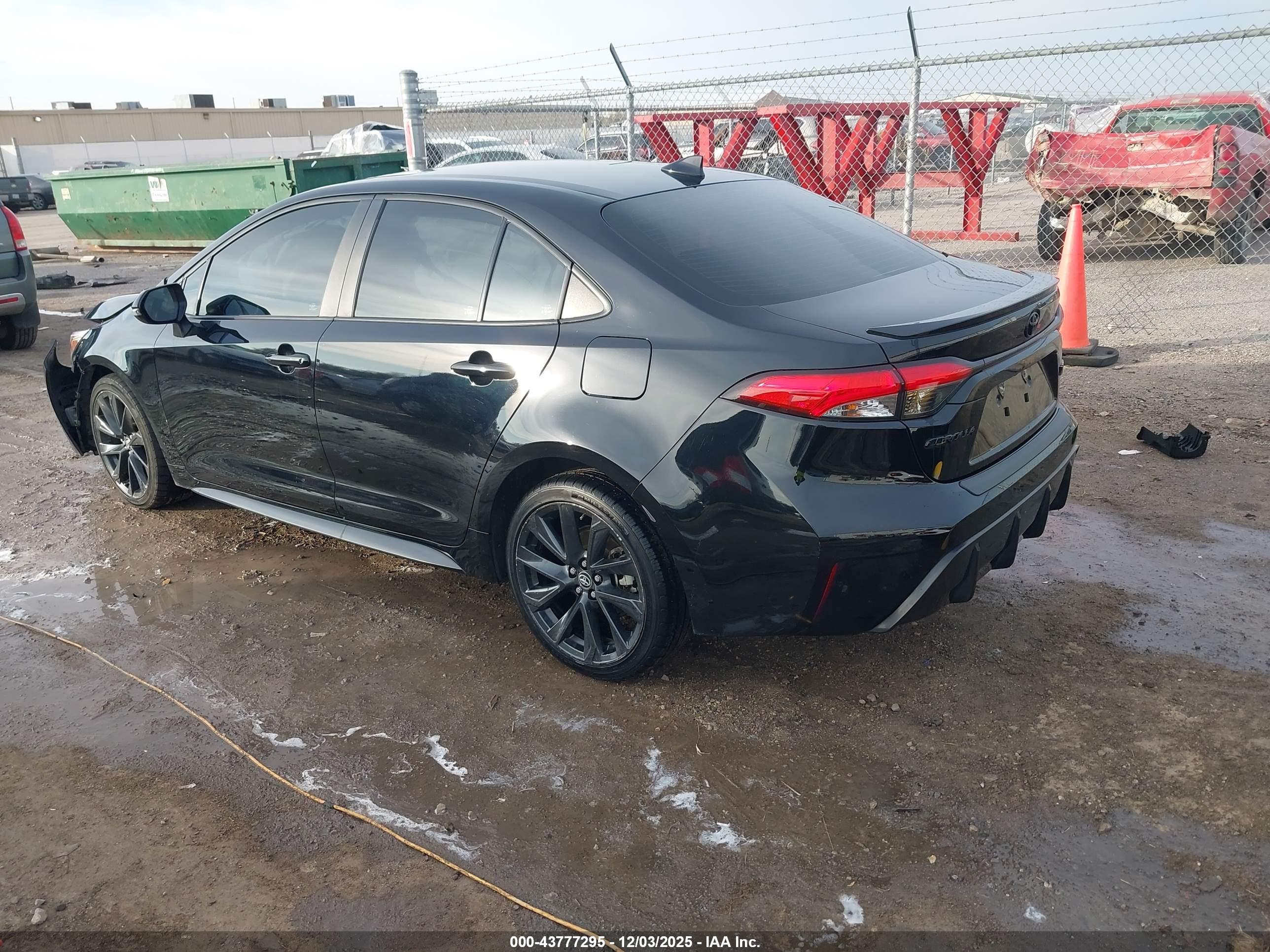 TOYOTA COROLLA image 3