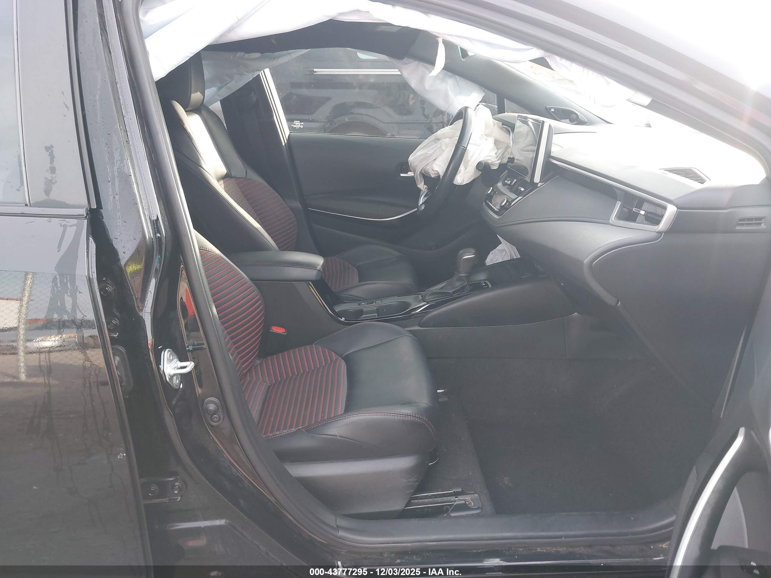 TOYOTA COROLLA image 5