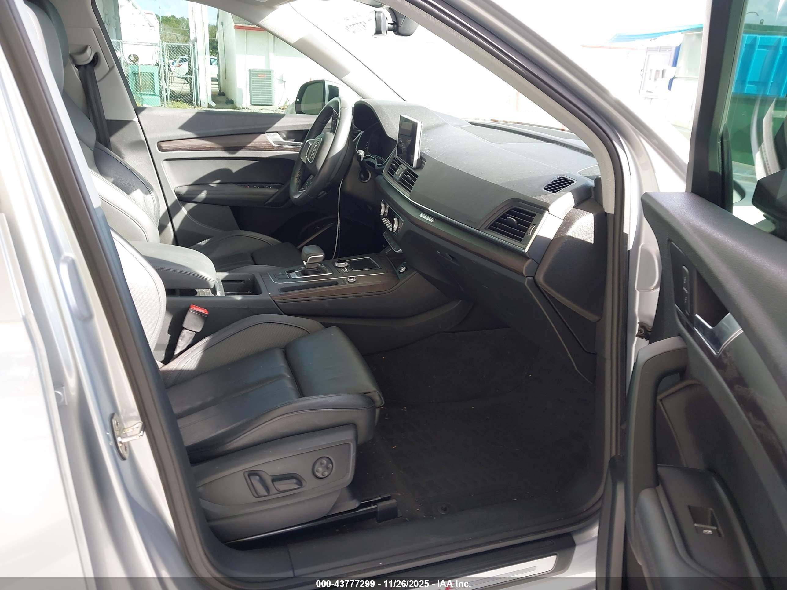 AUDI Q5 image 5