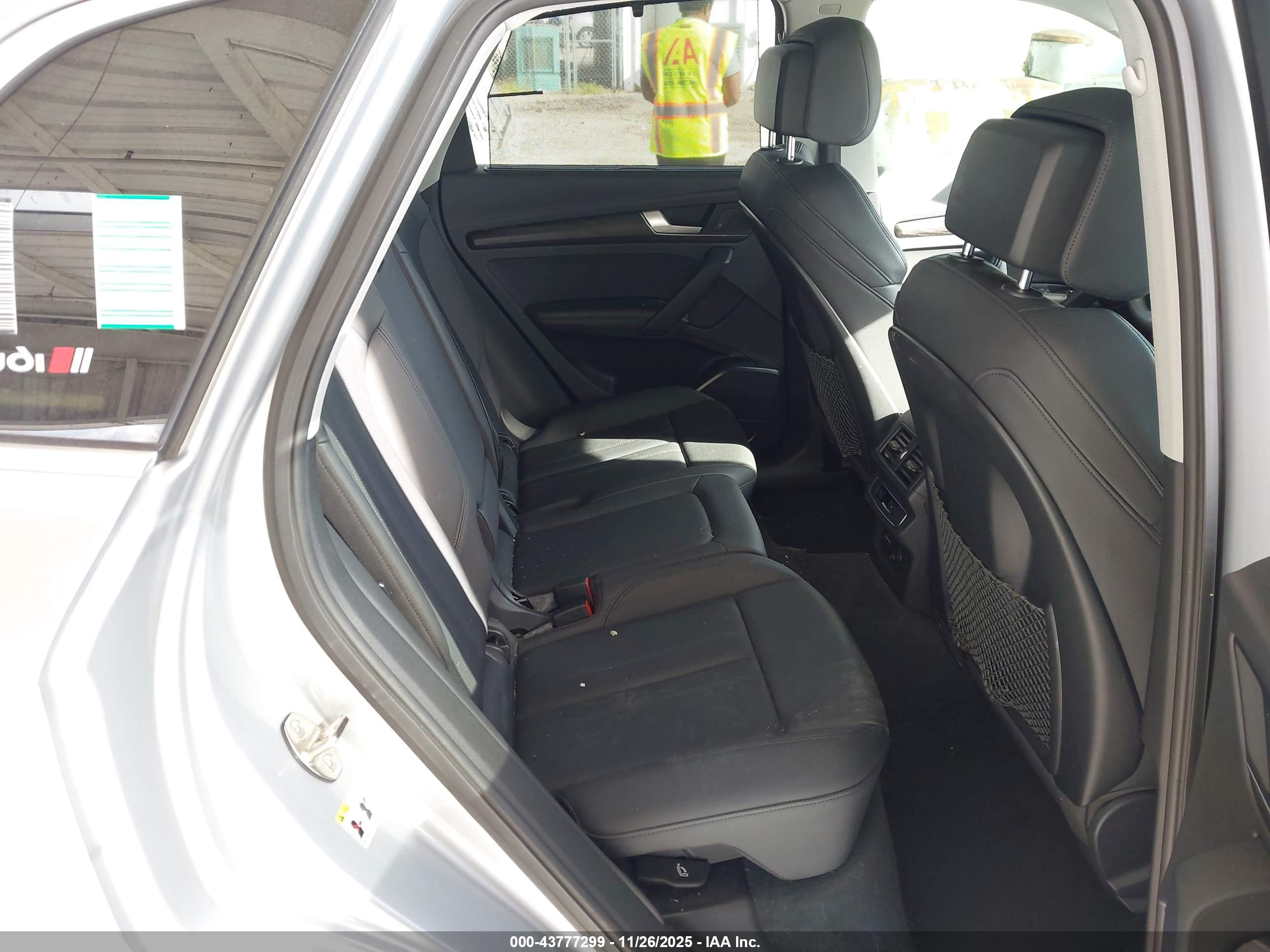 AUDI Q5 image 8