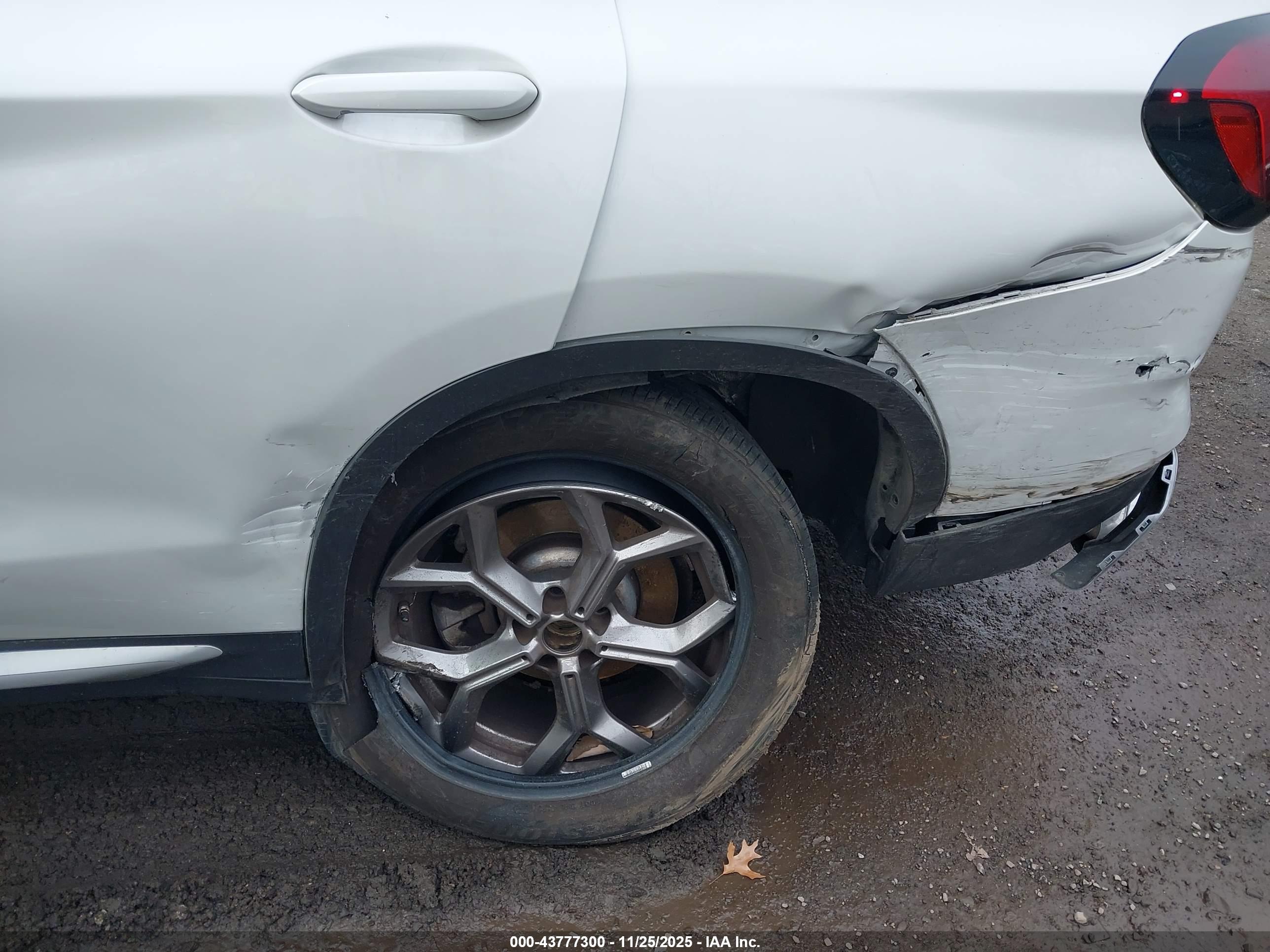 BMW X3 image 6