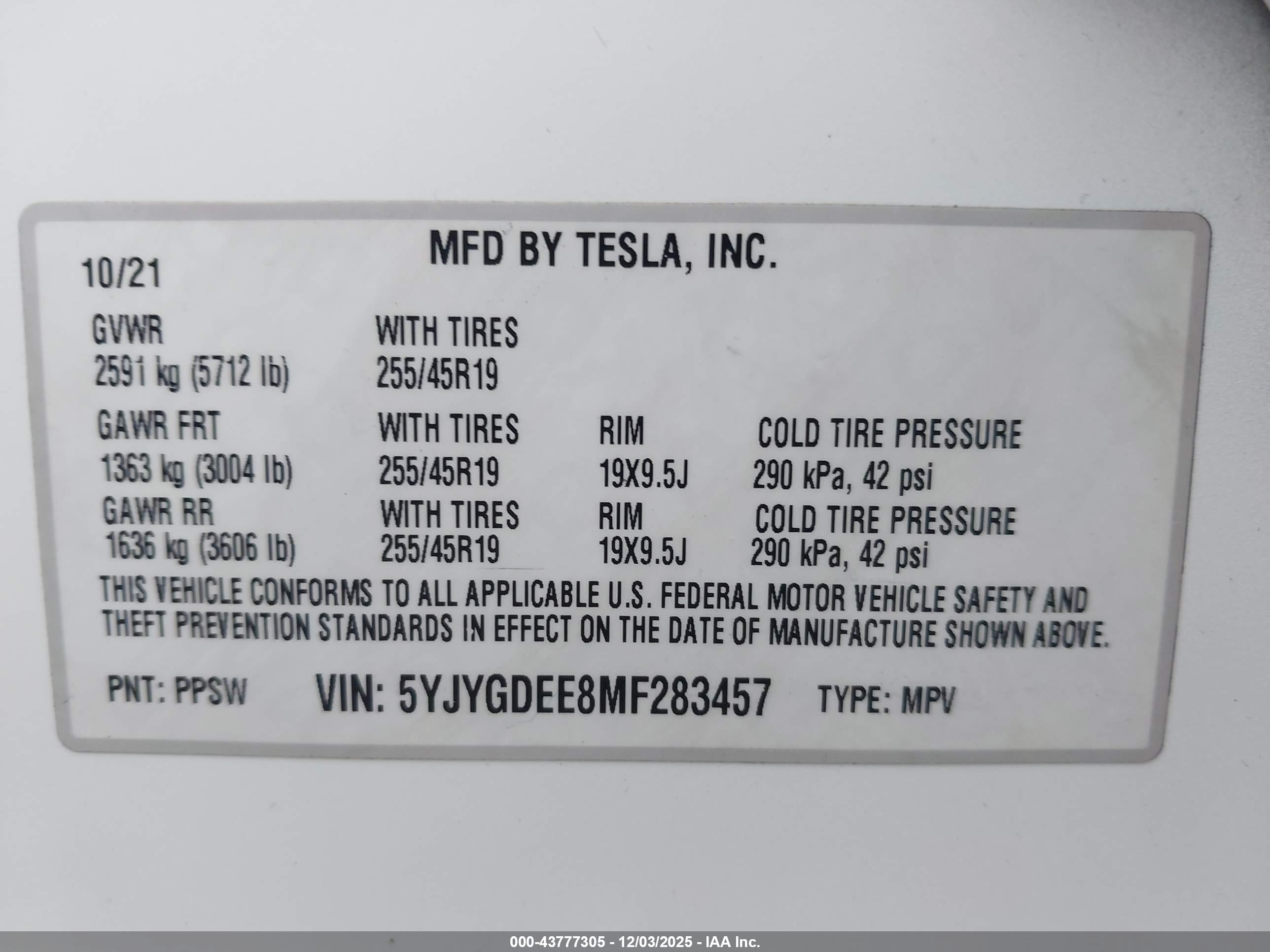 TESLA MODEL image 9
