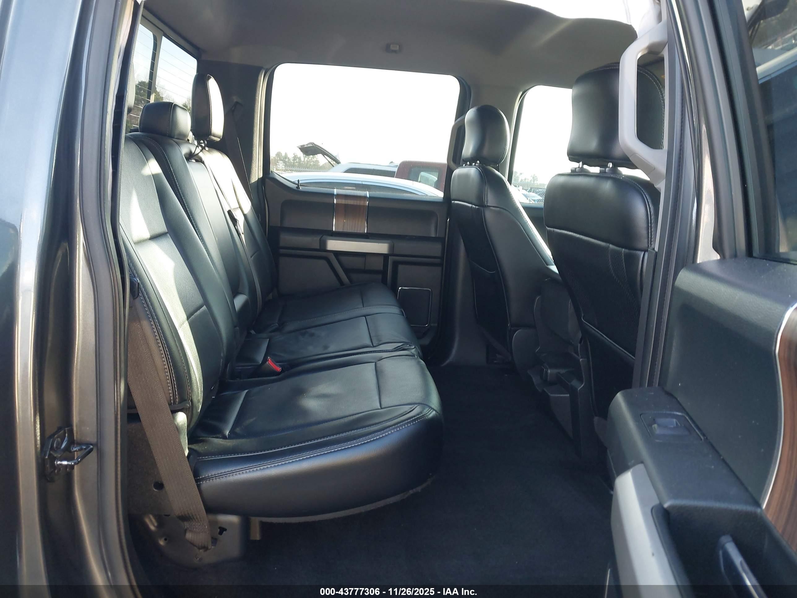 FORD F-150 image 8
