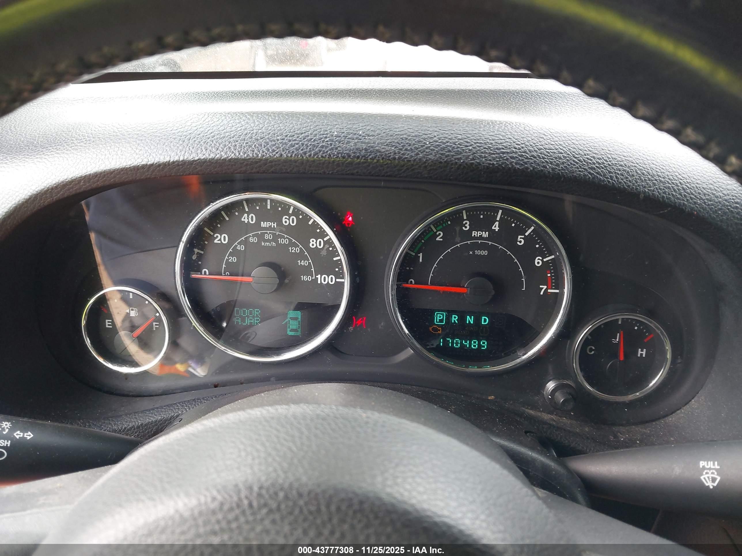 JEEP WRANGLER image 7
