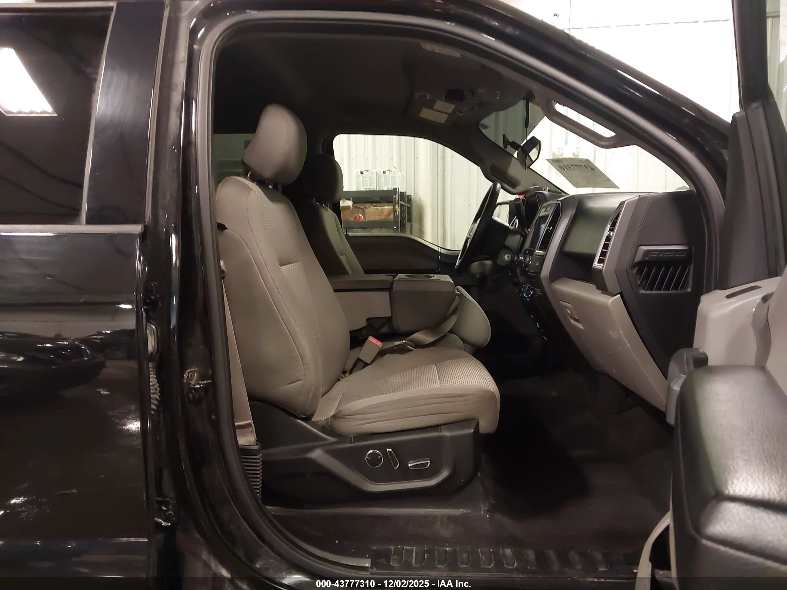 FORD F-150 image 5
