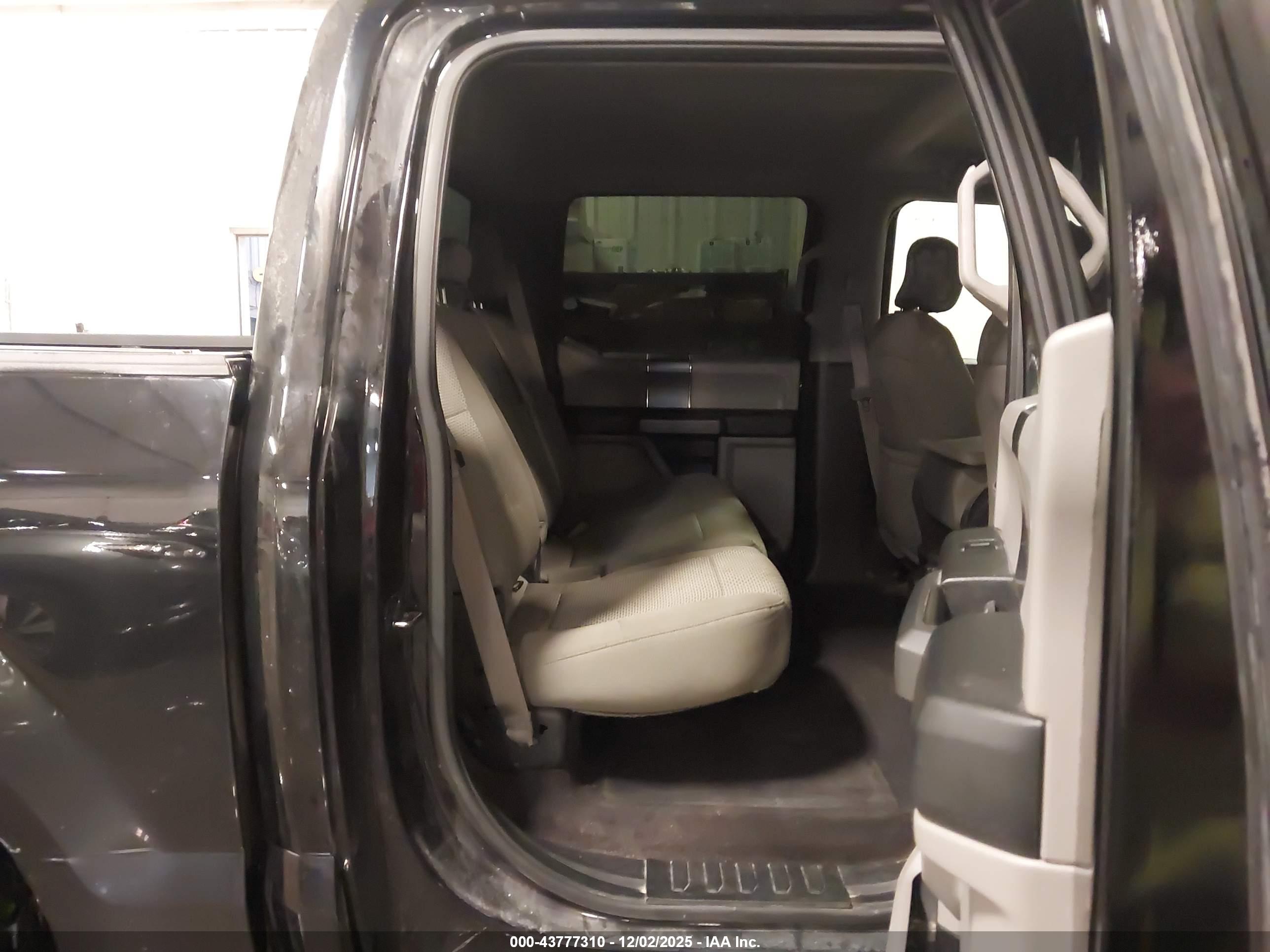FORD F-150 image 8