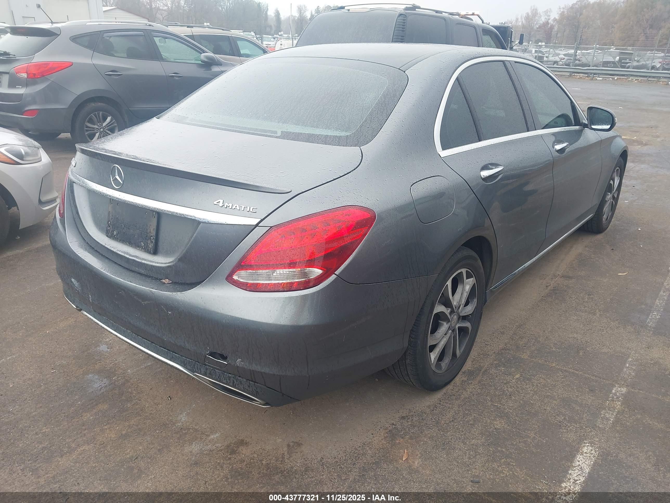 MERCEDES-BENZ C image 4
