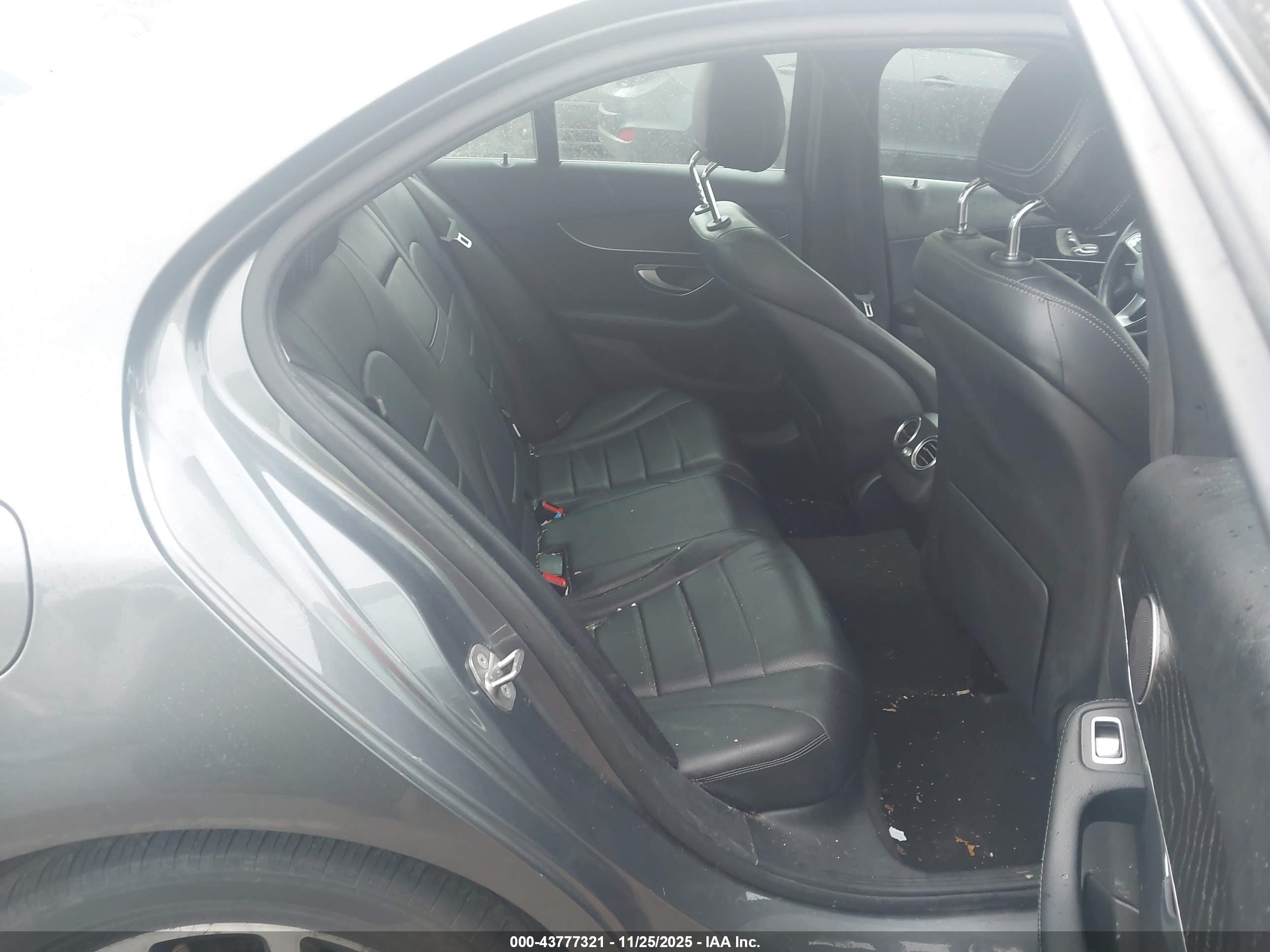 MERCEDES-BENZ C image 8