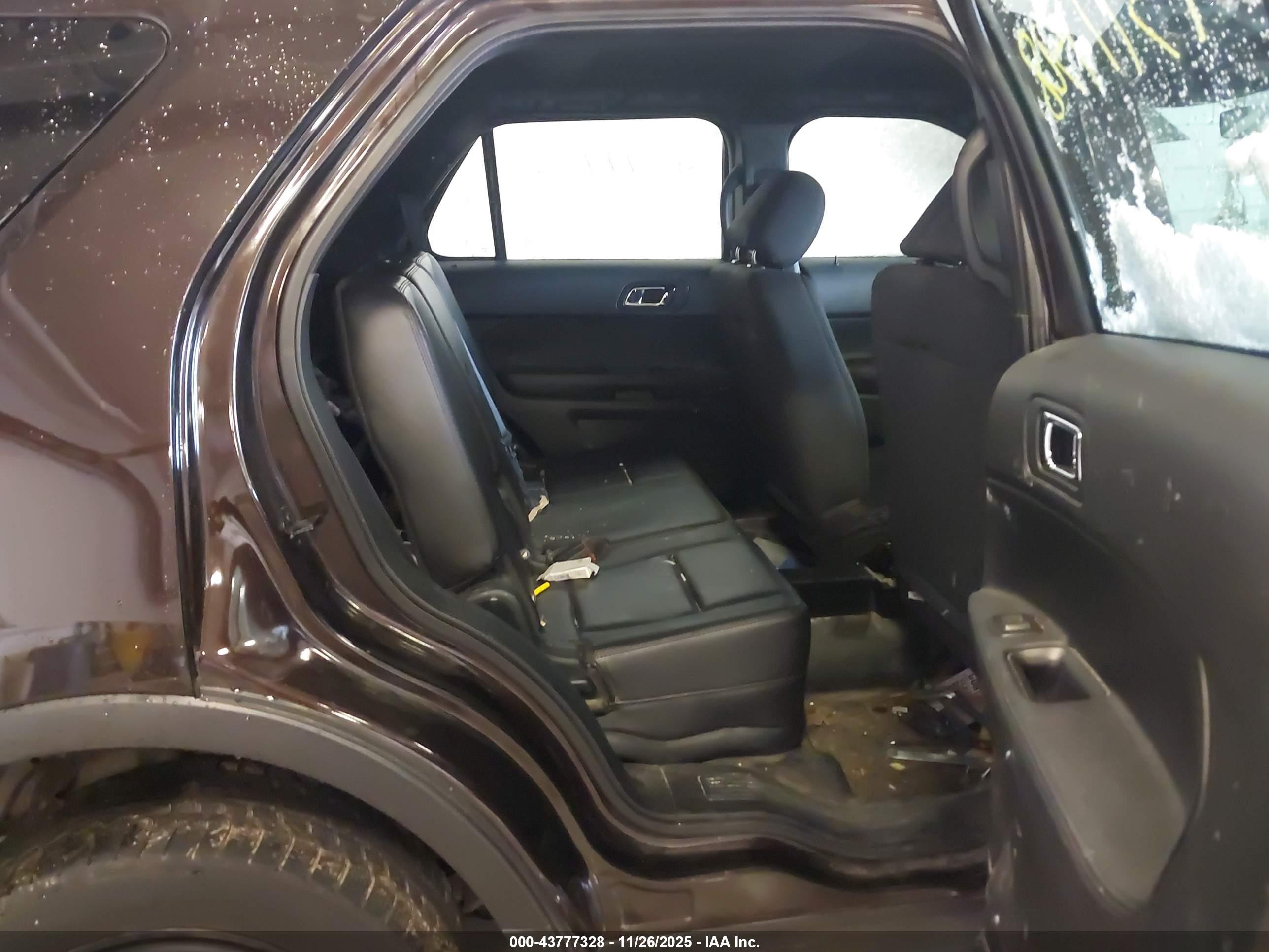 FORD UTILITY image 8