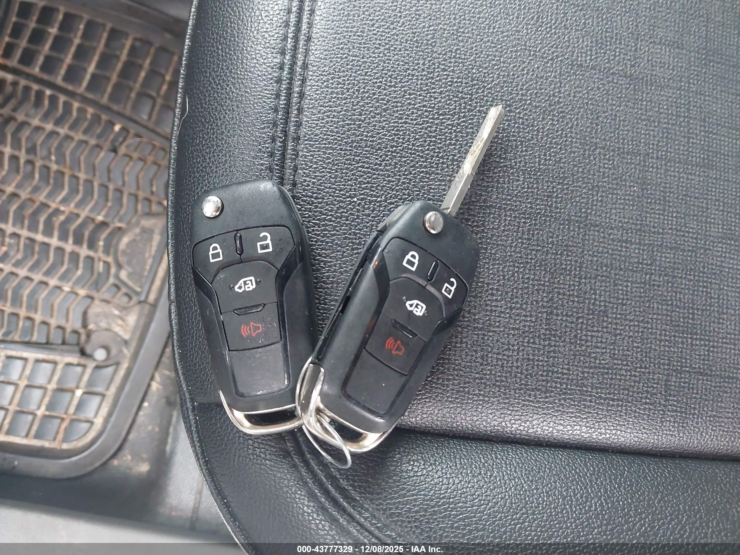 FORD TRANSIT image 11