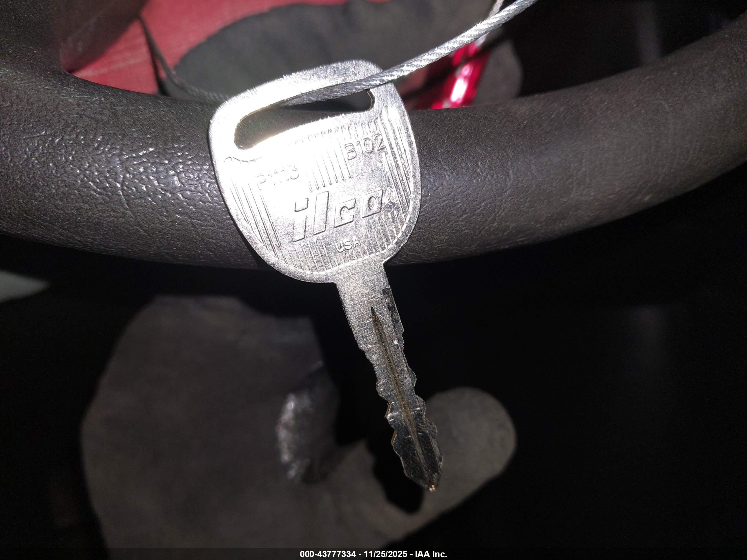 CHEVROLET EXPRESS image 11