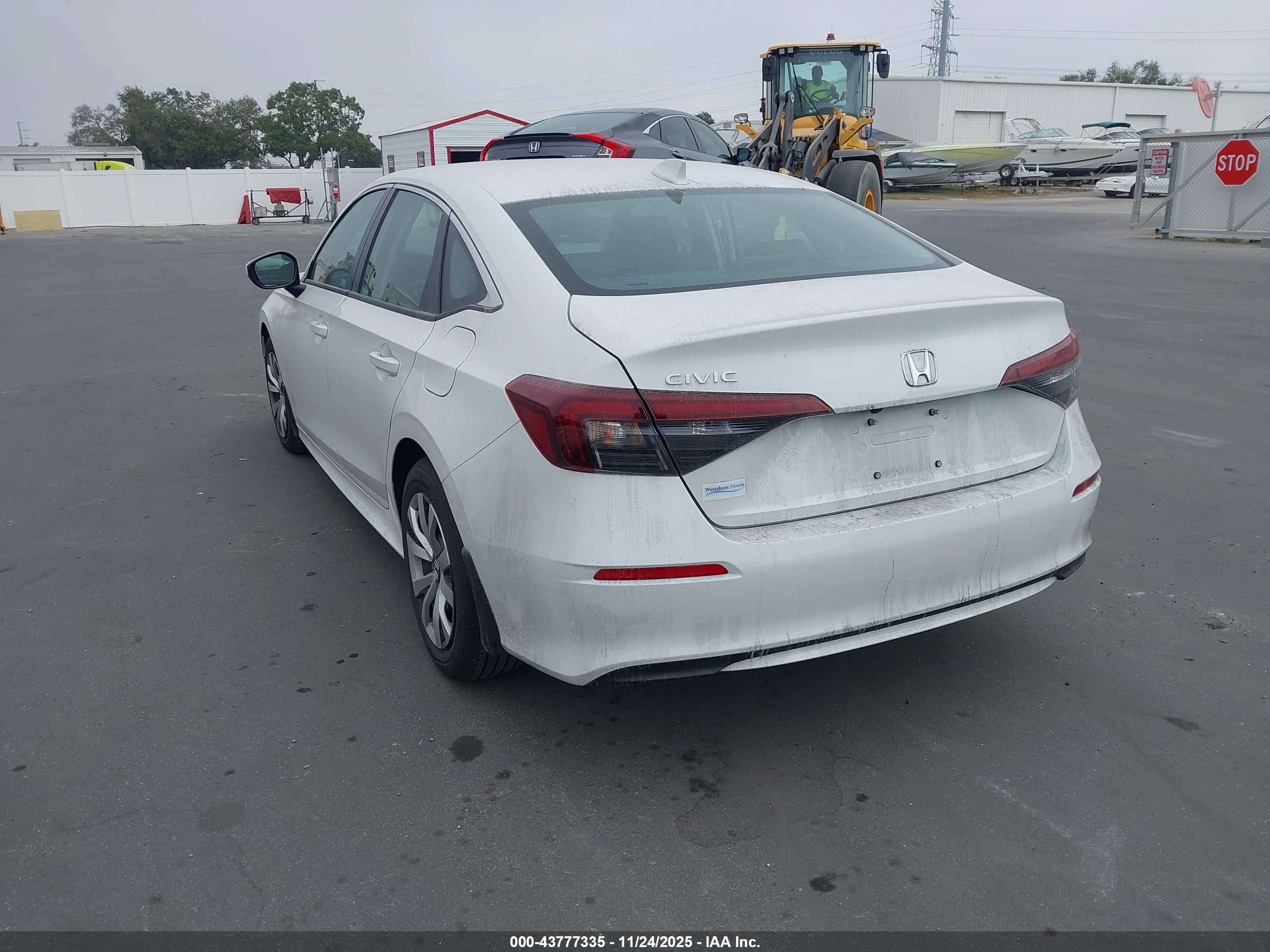 HONDA CIVIC image 3