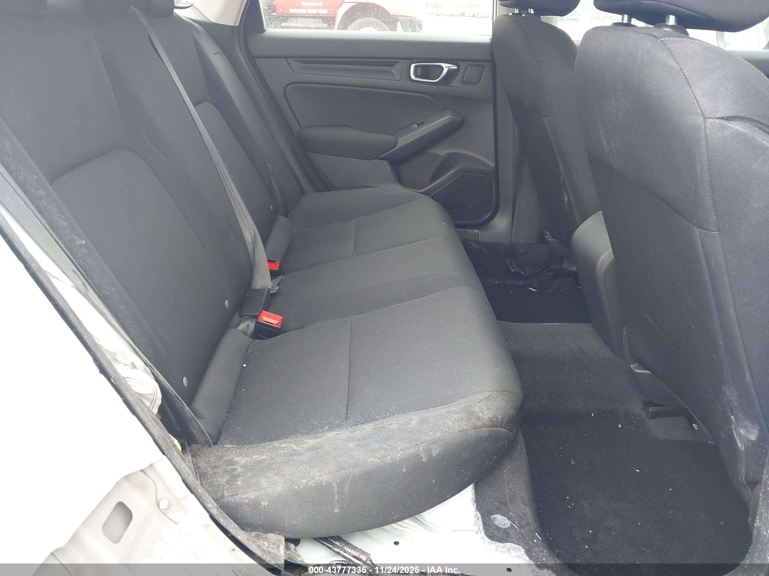 HONDA CIVIC image 8