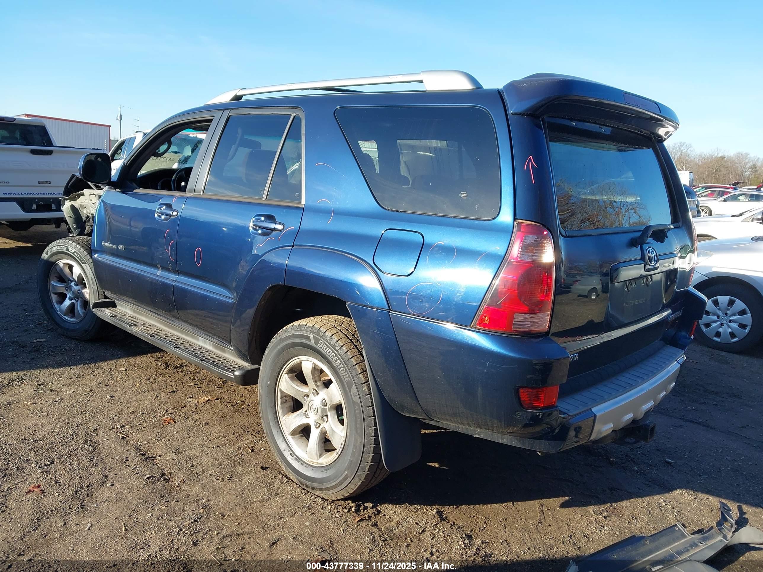 TOYOTA 4RUNNER image 3