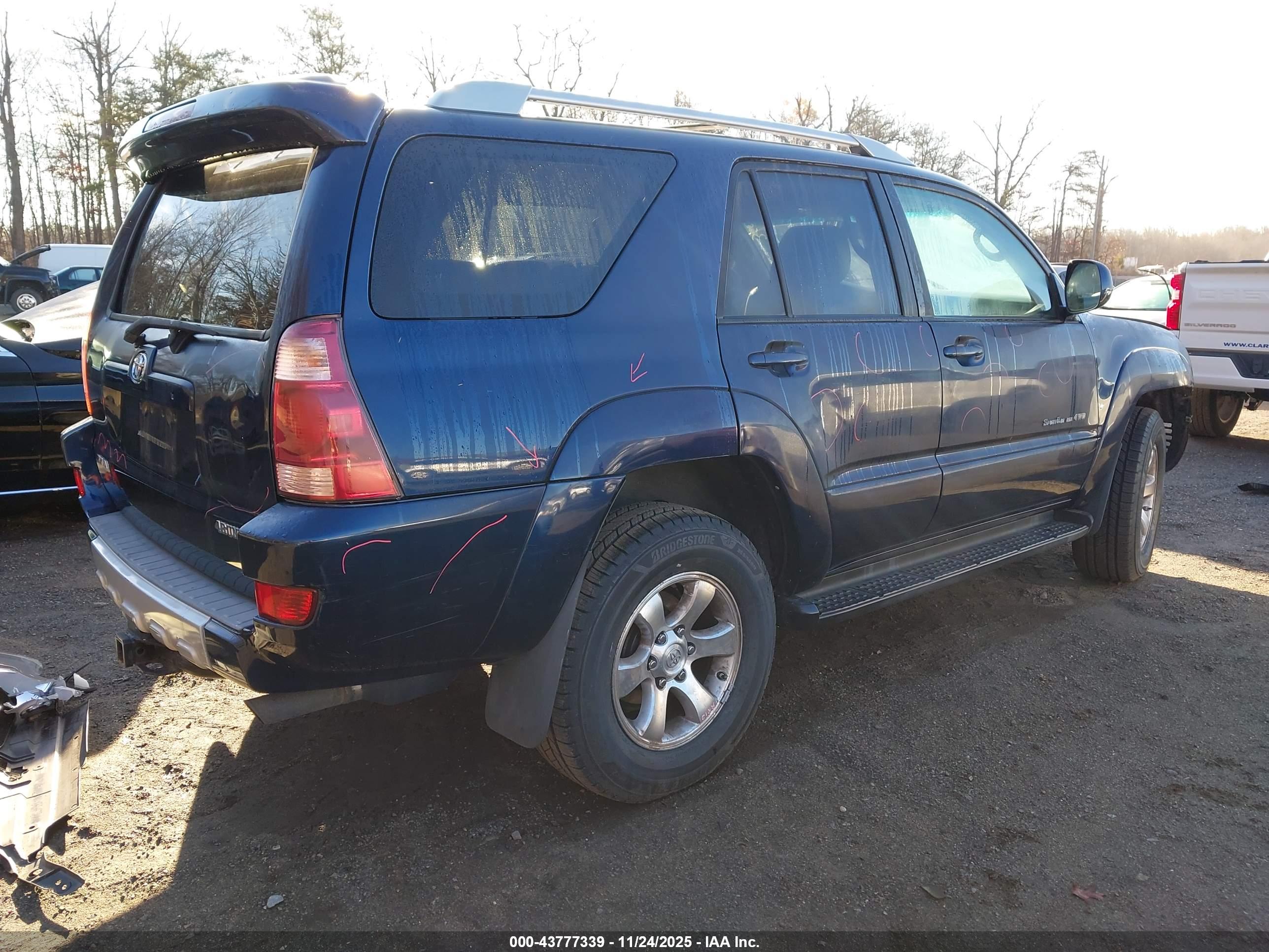 TOYOTA 4RUNNER image 4