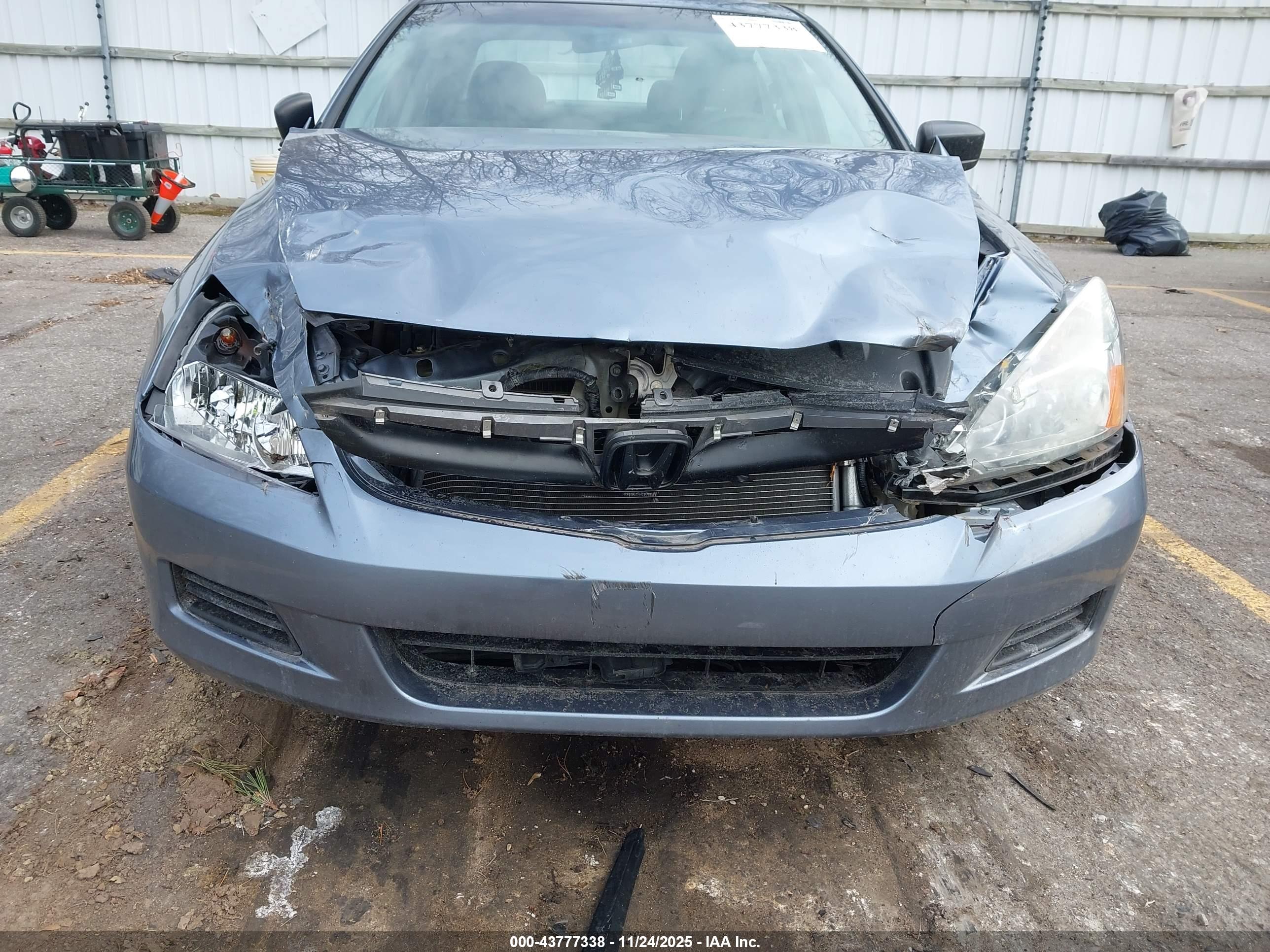 HONDA ACCORD image 6