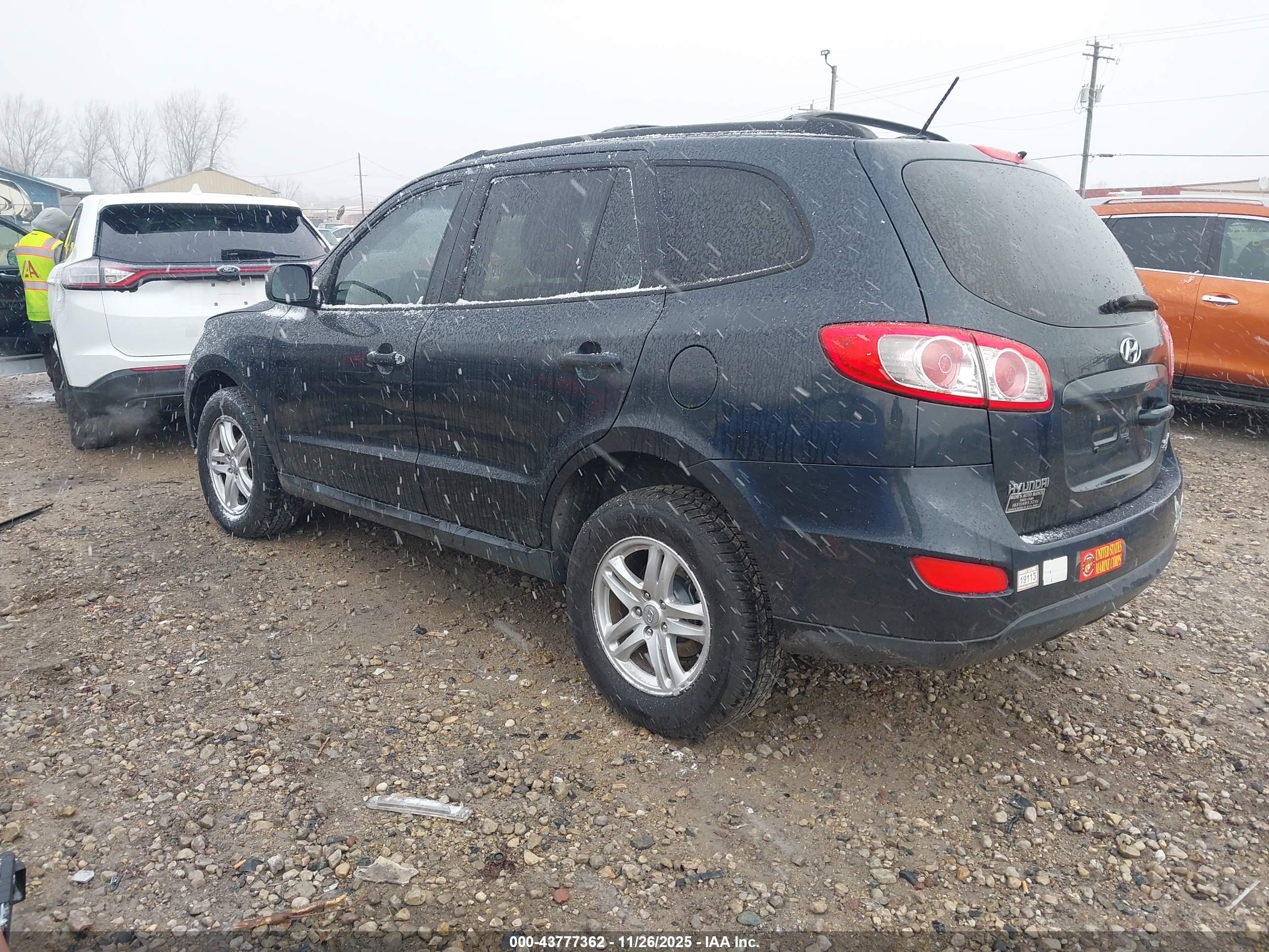 HYUNDAI SANTA image 3