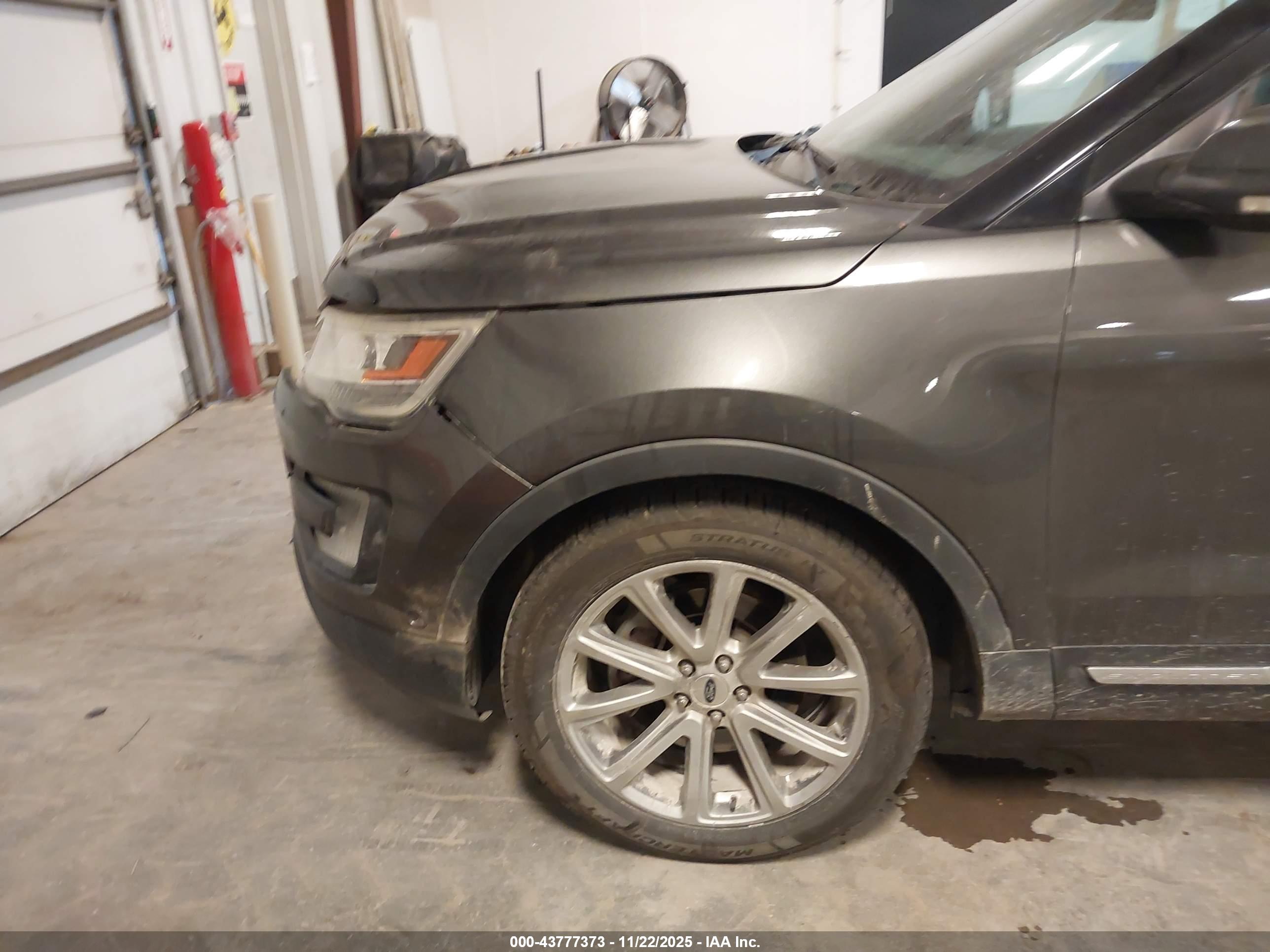 FORD EXPLORER image 6