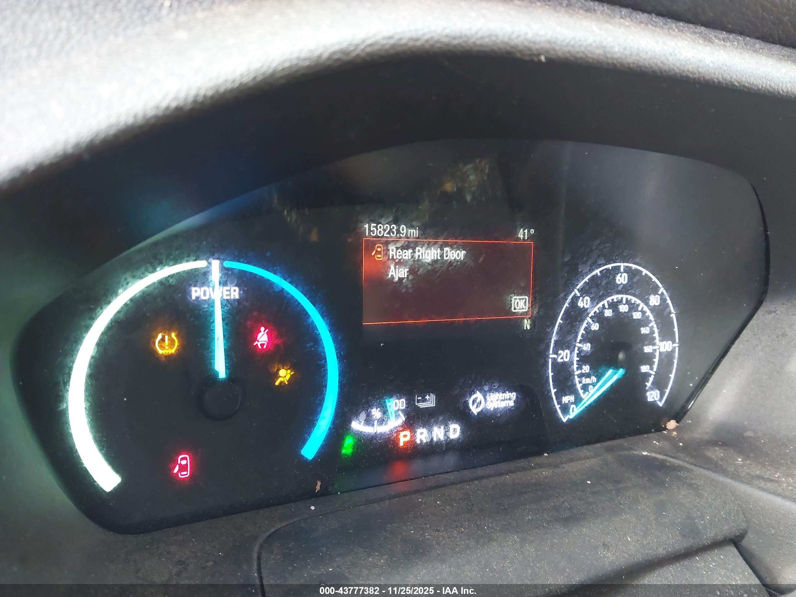 FORD TRANSIT-350 image 7