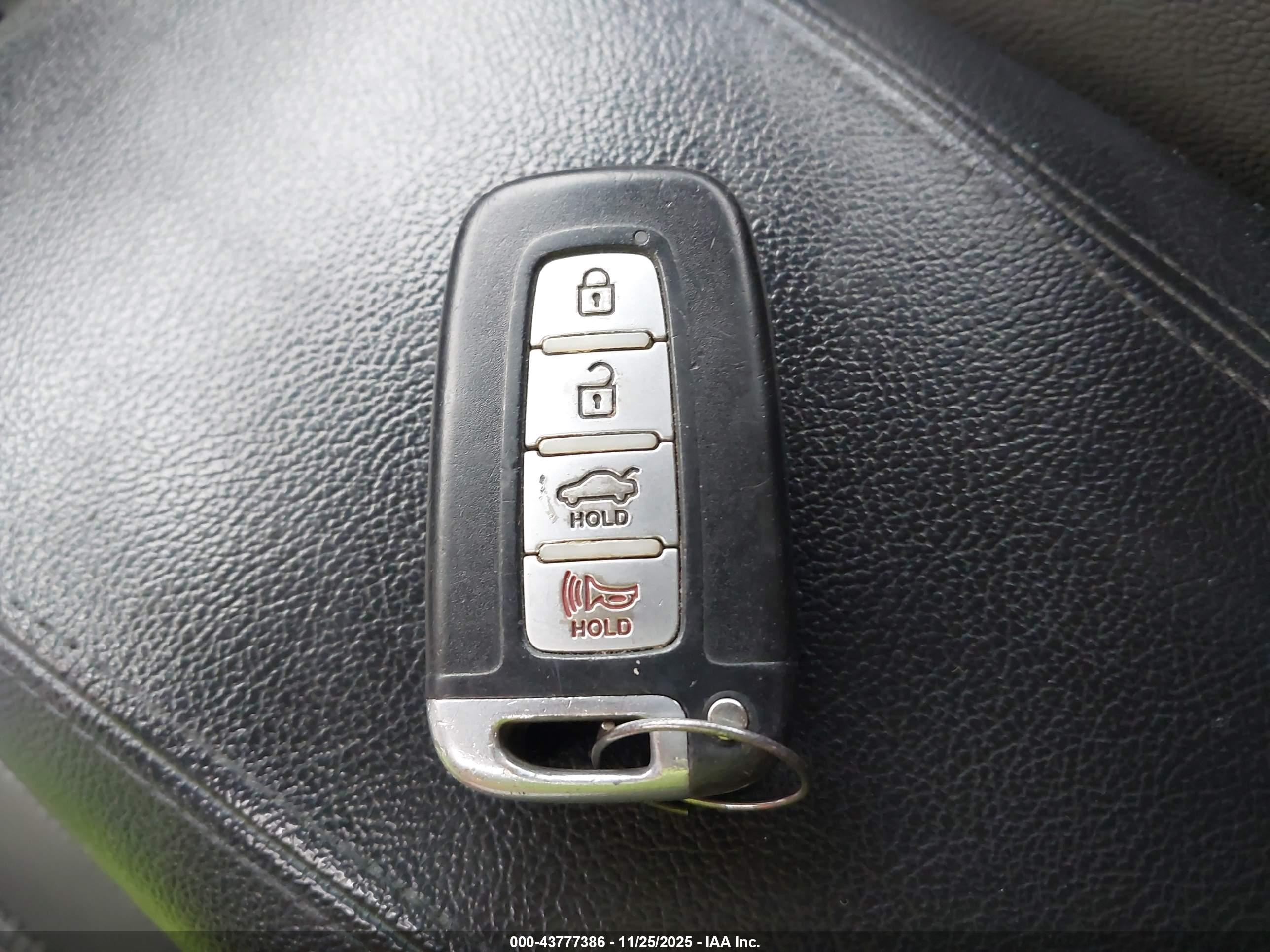 HYUNDAI SONATA image 11