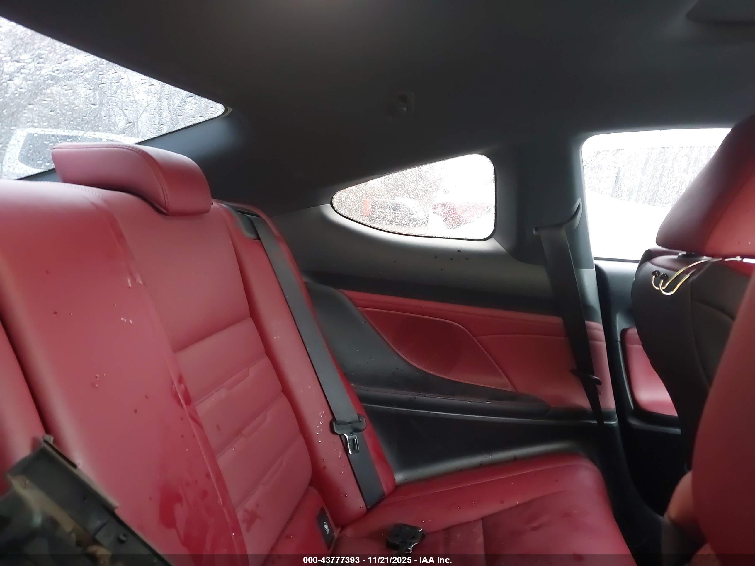 LEXUS RC image 8