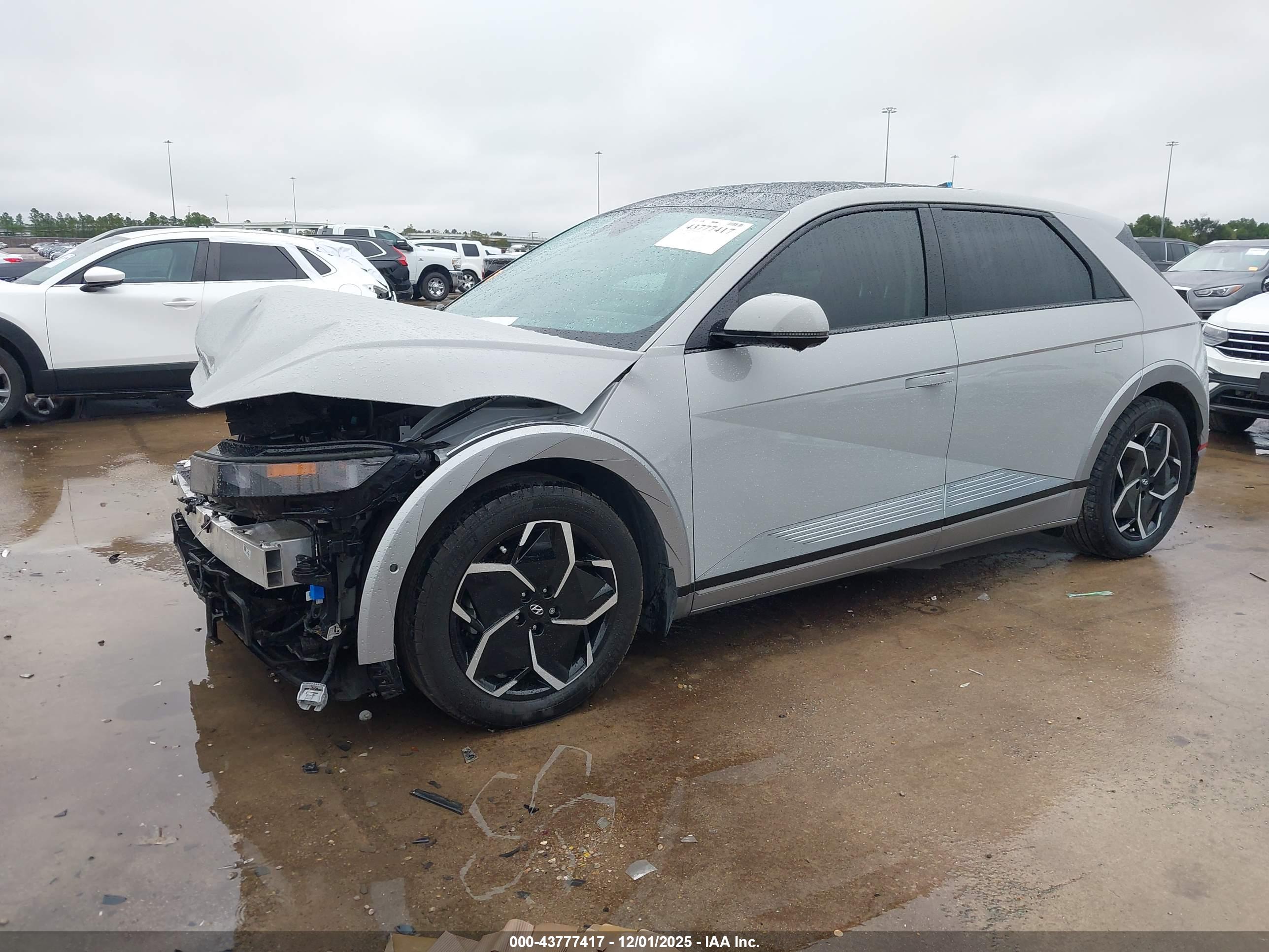 HYUNDAI IONIQ image 2