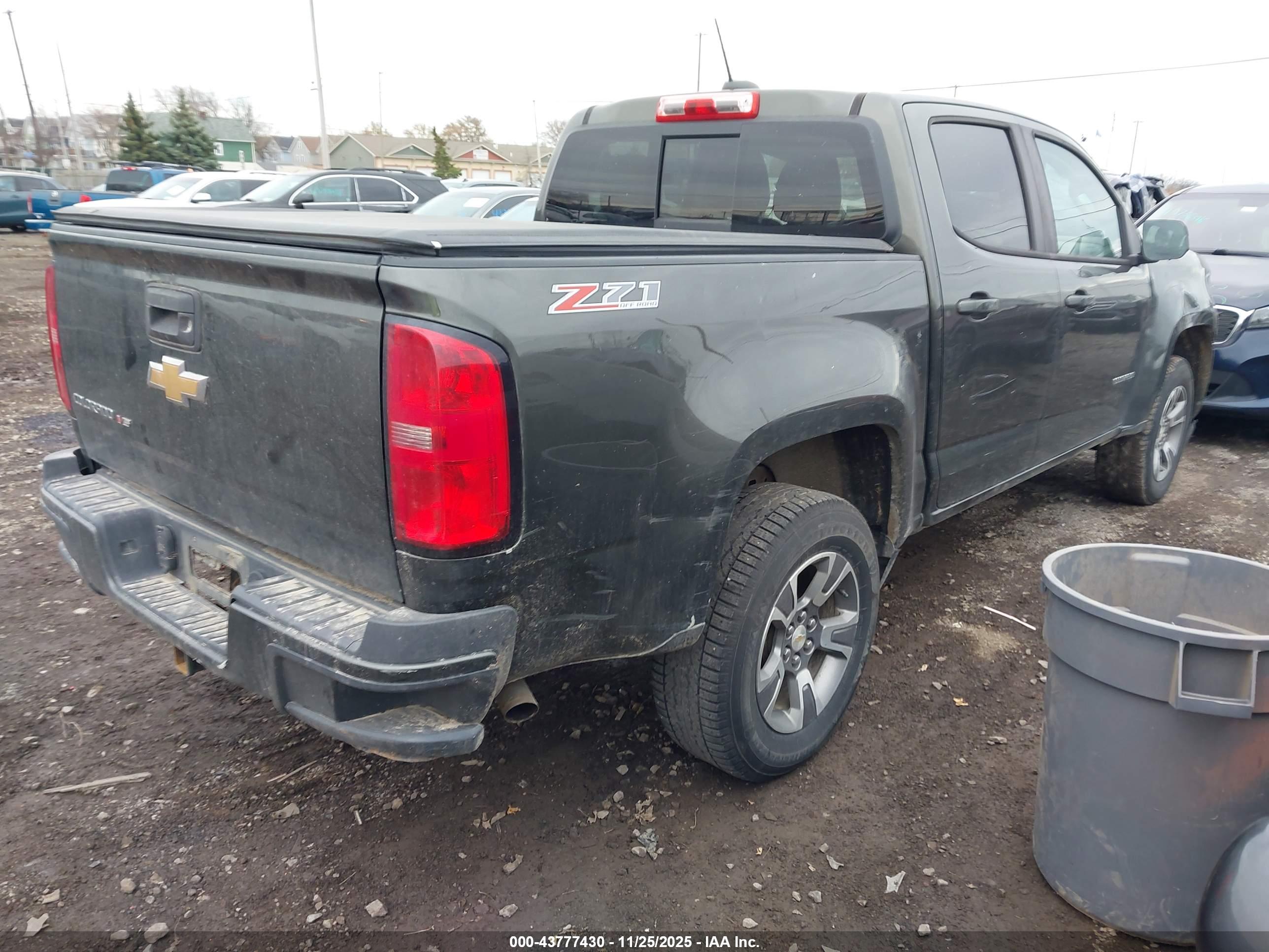 CHEVROLET COLORADO image 4