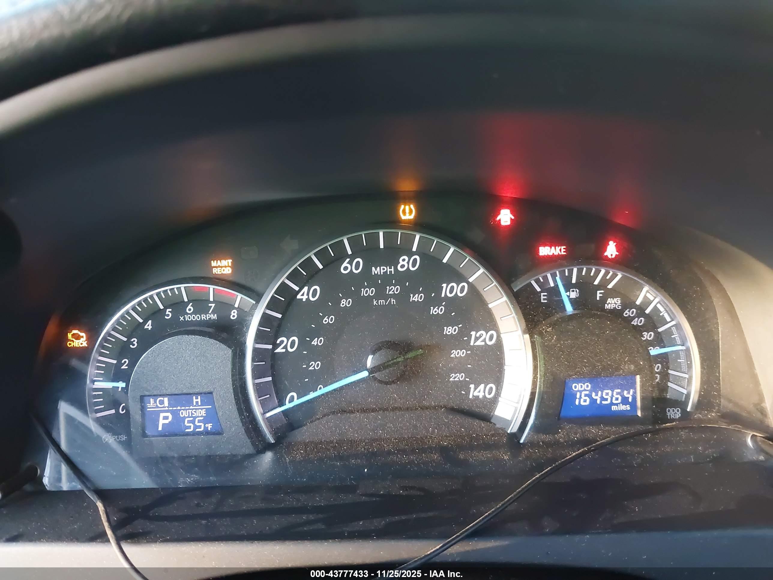 TOYOTA CAMRY image 7