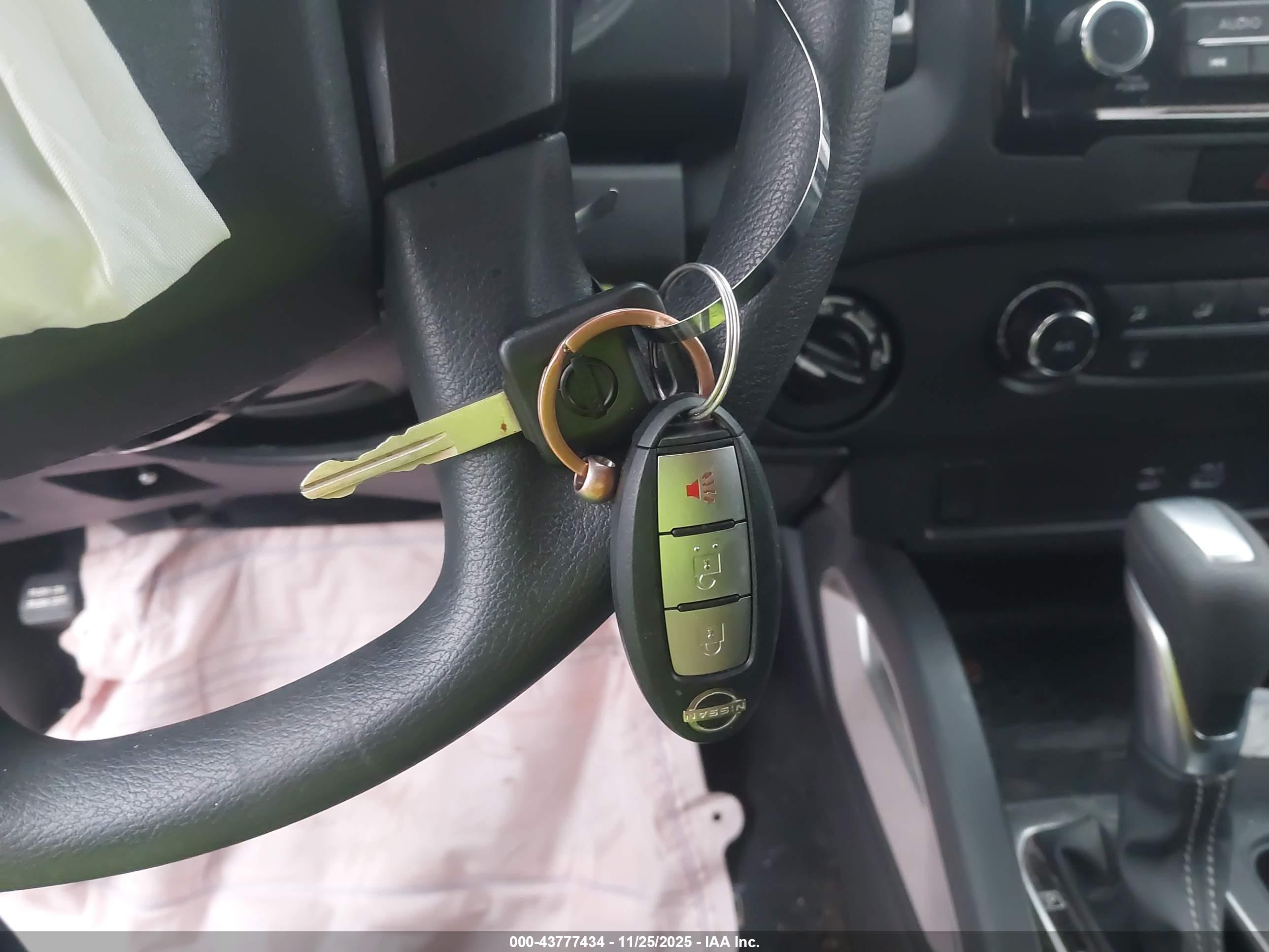 NISSAN FRONTIER image 11