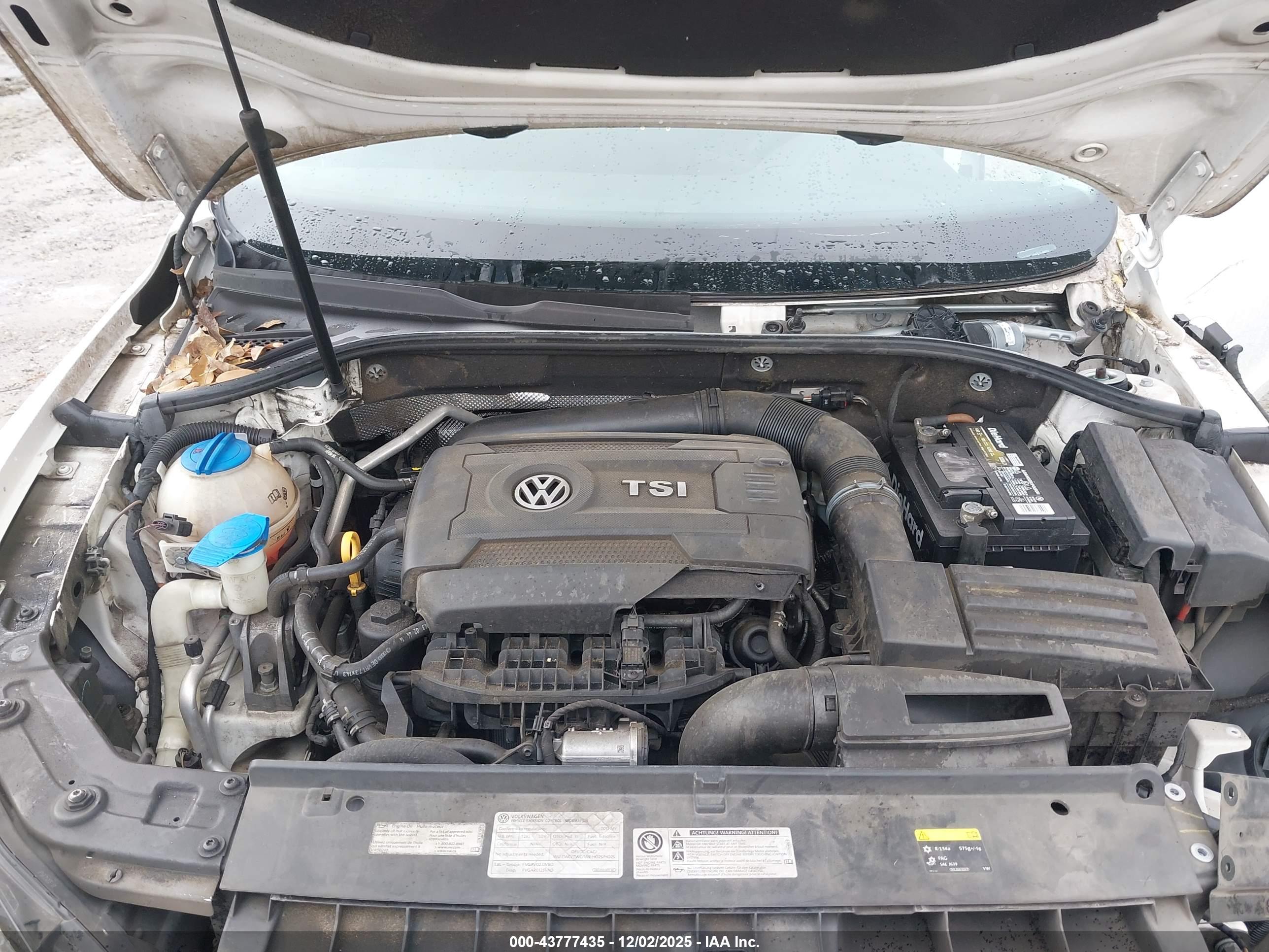 VOLKSWAGEN PASSAT image 10