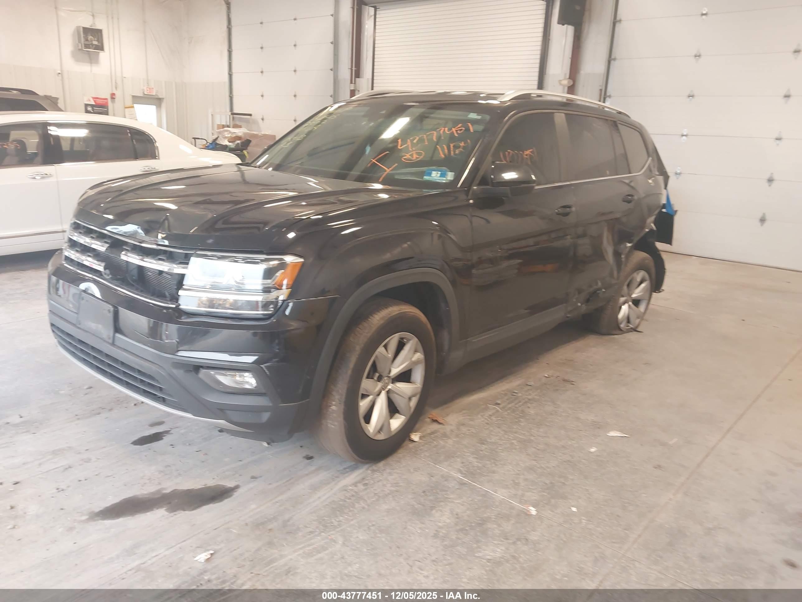 VOLKSWAGEN ATLAS image 2