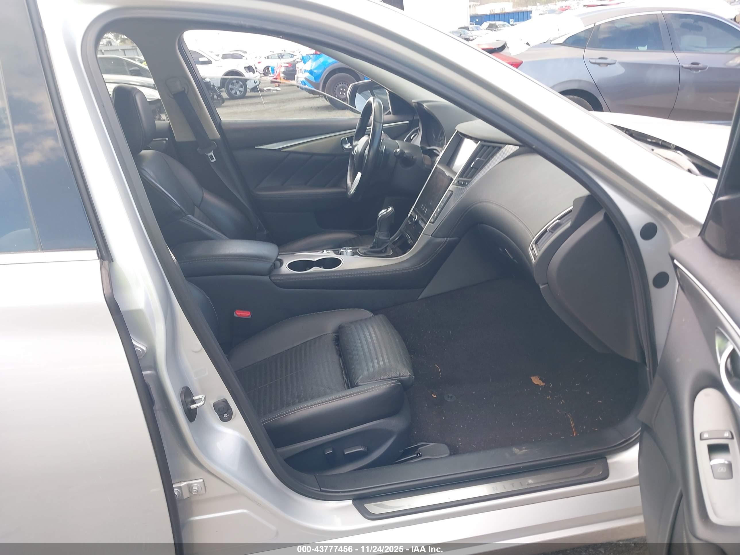INFINITI Q50 image 5