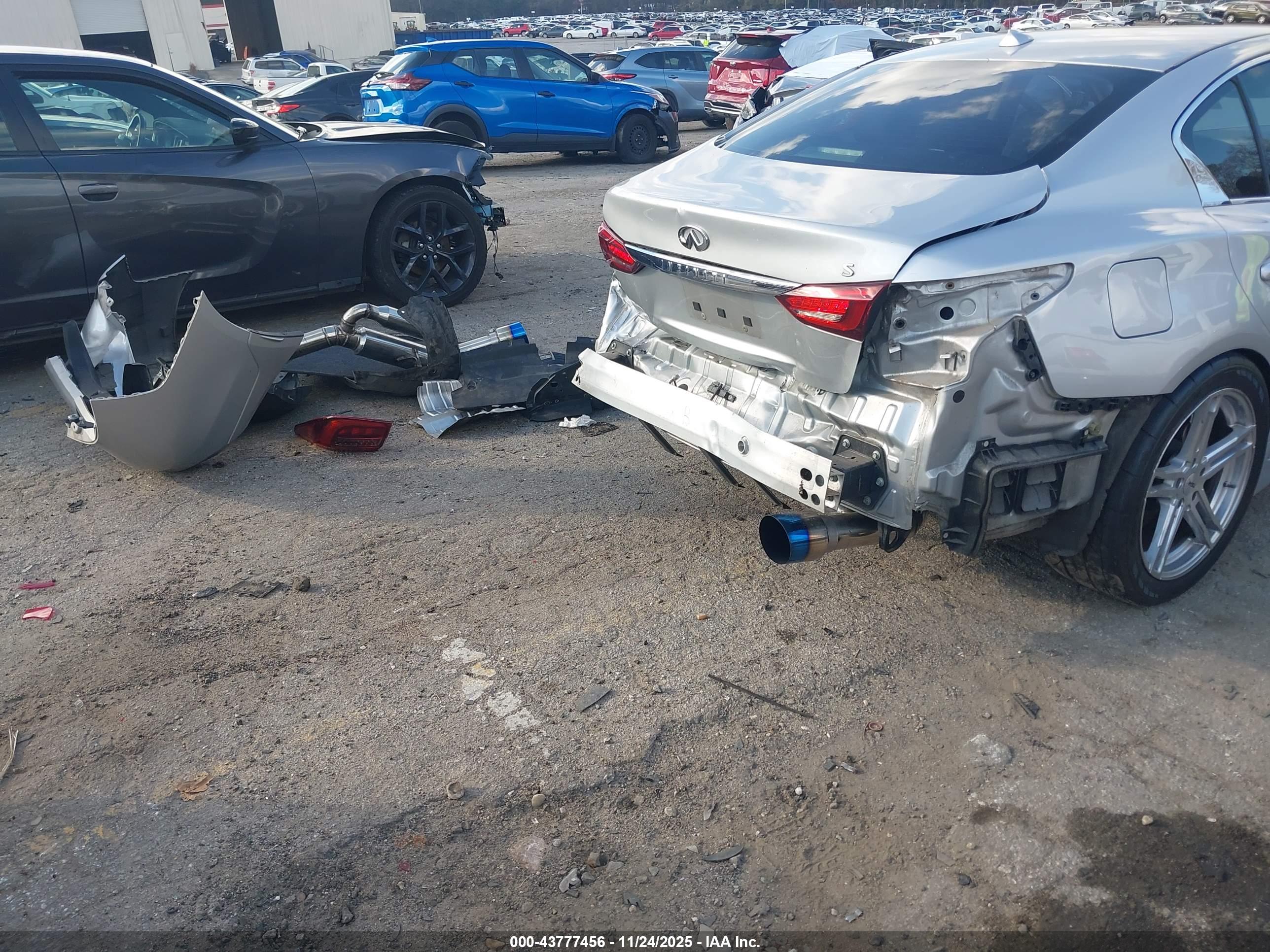 INFINITI Q50 image 6