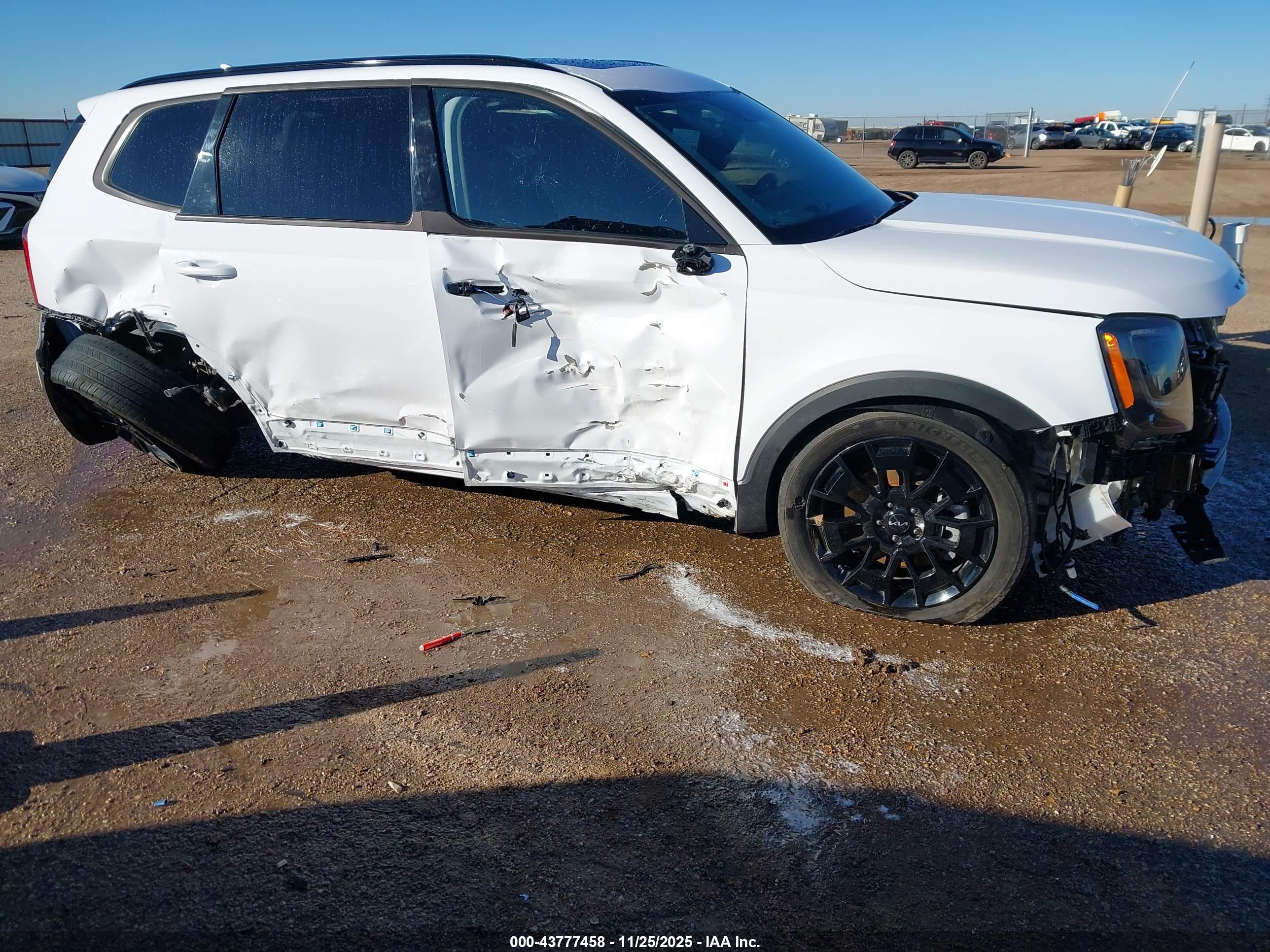 KIA TELLURIDE image 6