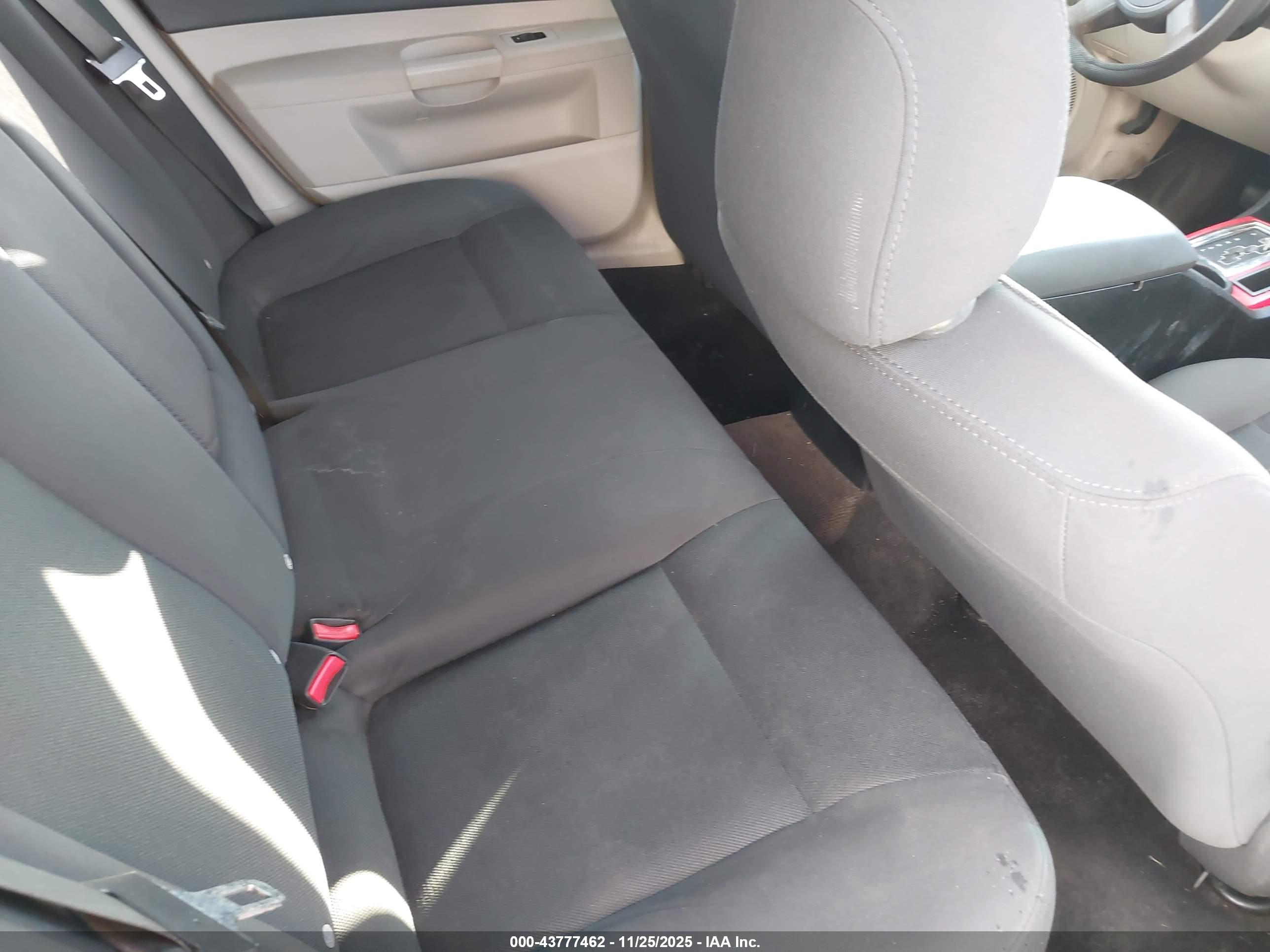 DODGE MAGNUM image 8