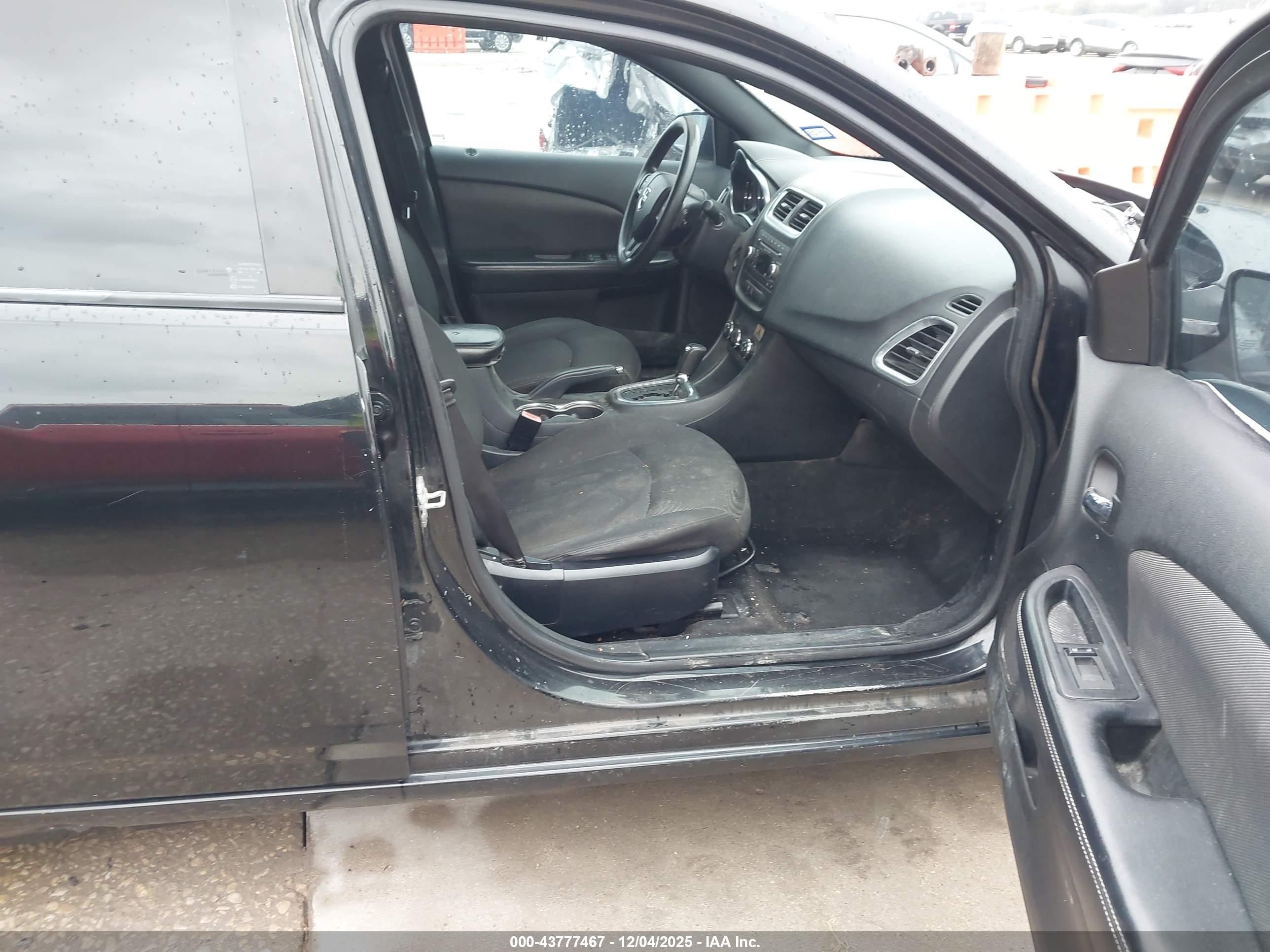 DODGE AVENGER image 5