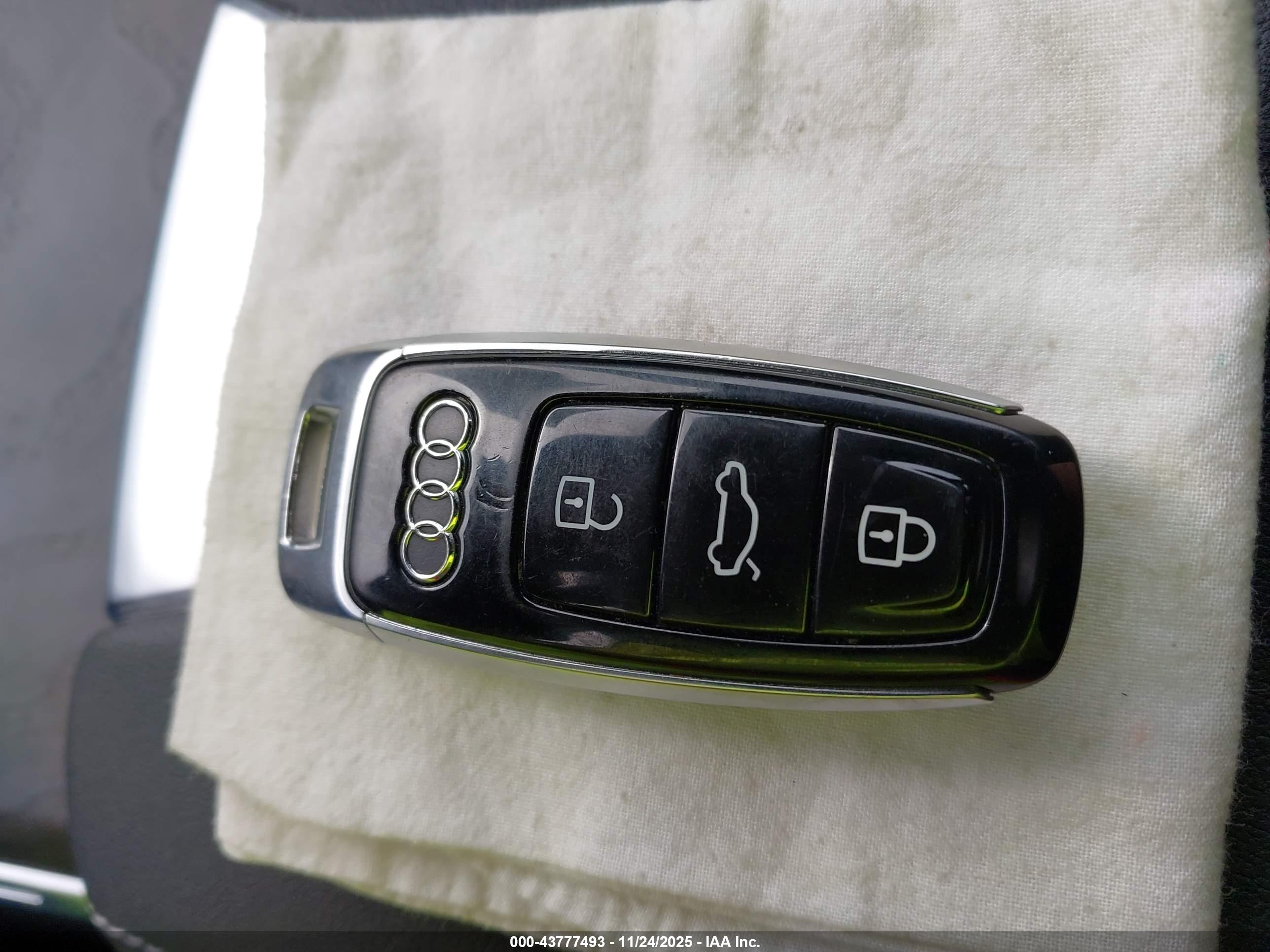 AUDI A7 image 11