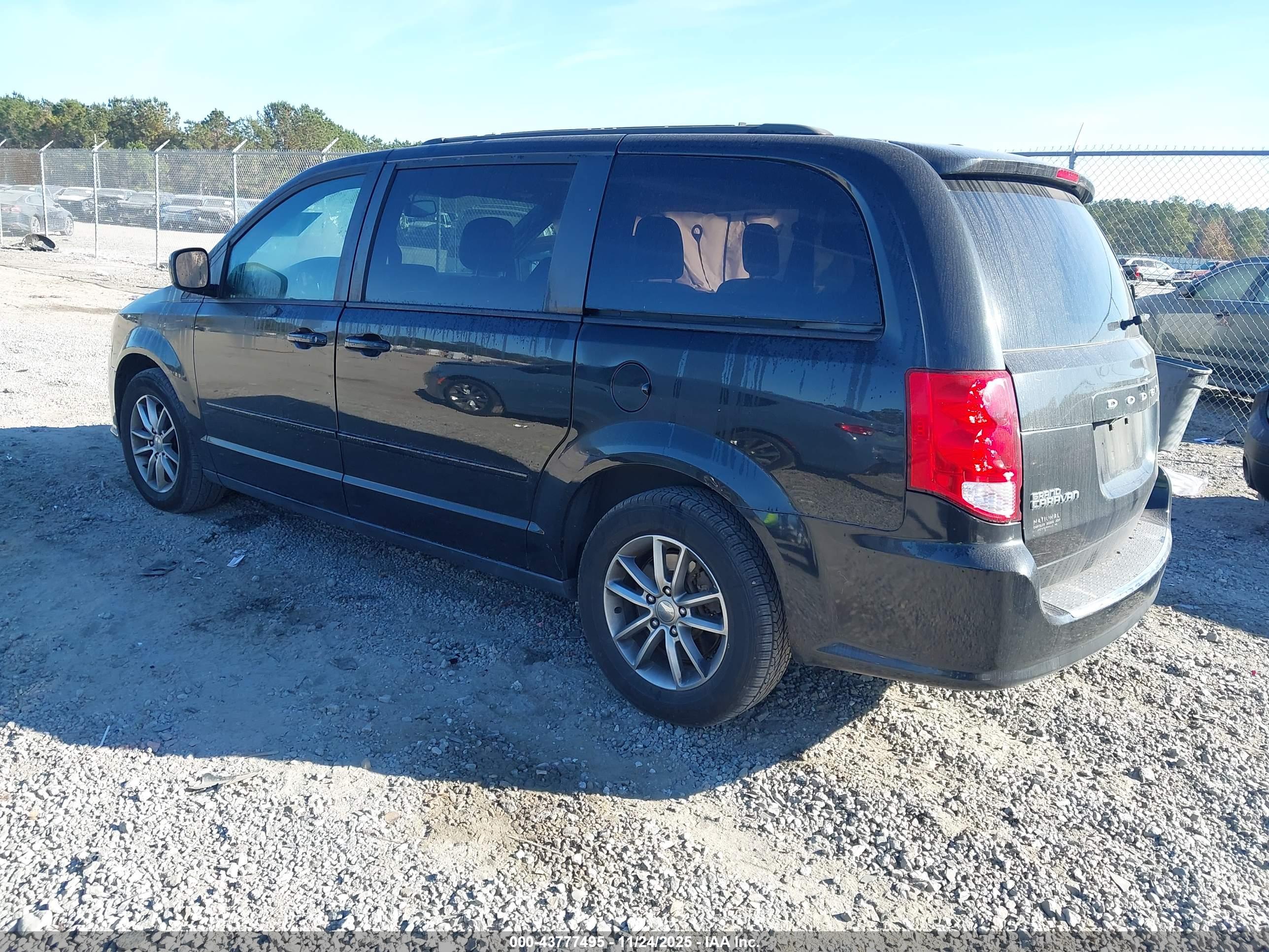 DODGE GRAND image 3