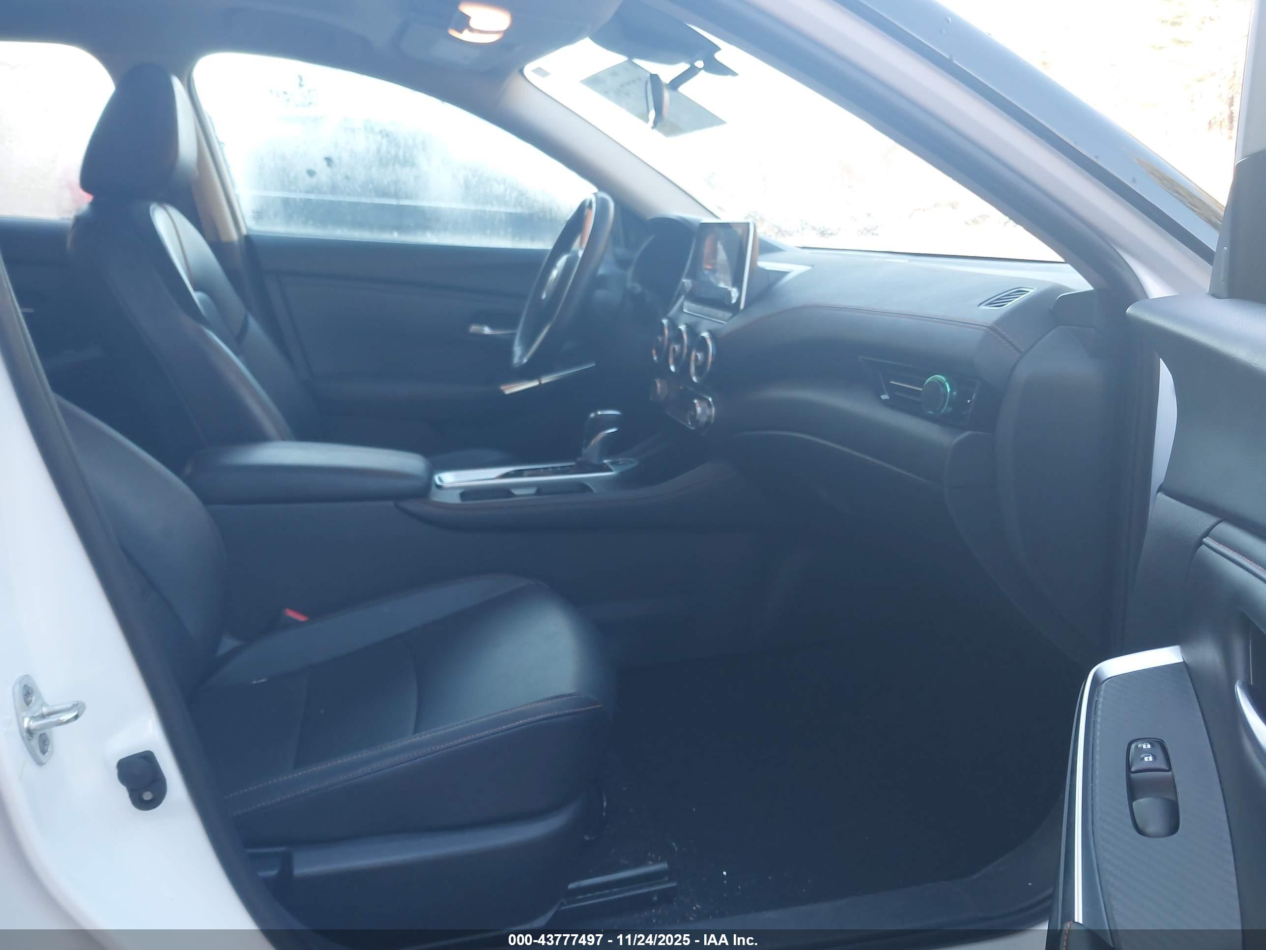 NISSAN SENTRA image 5