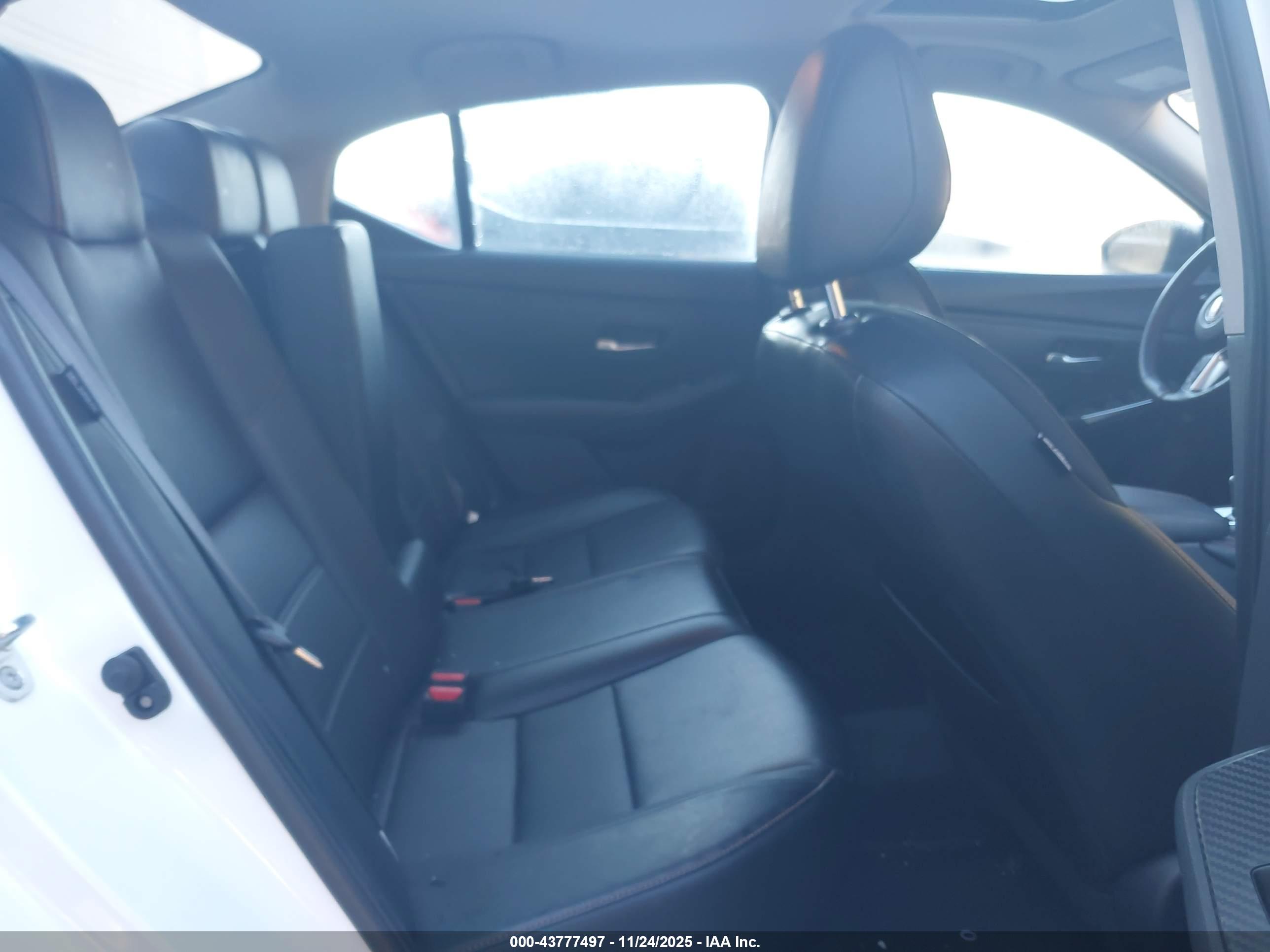 NISSAN SENTRA image 8