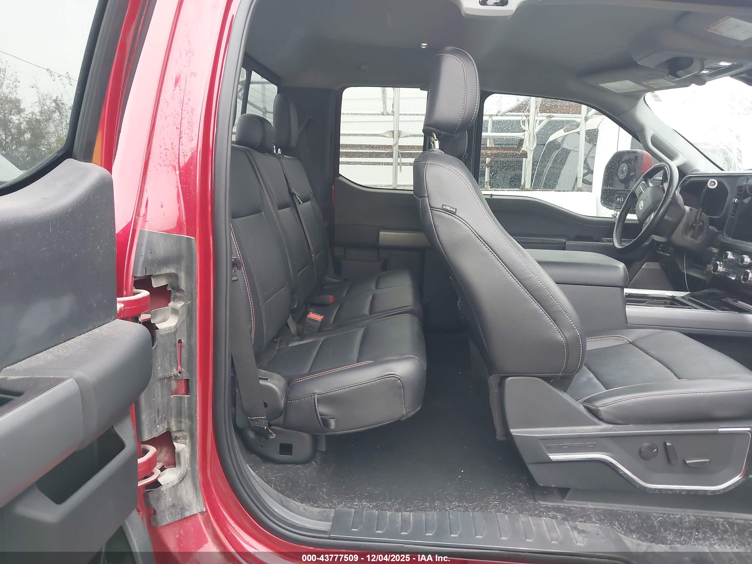 FORD SUPER image 8