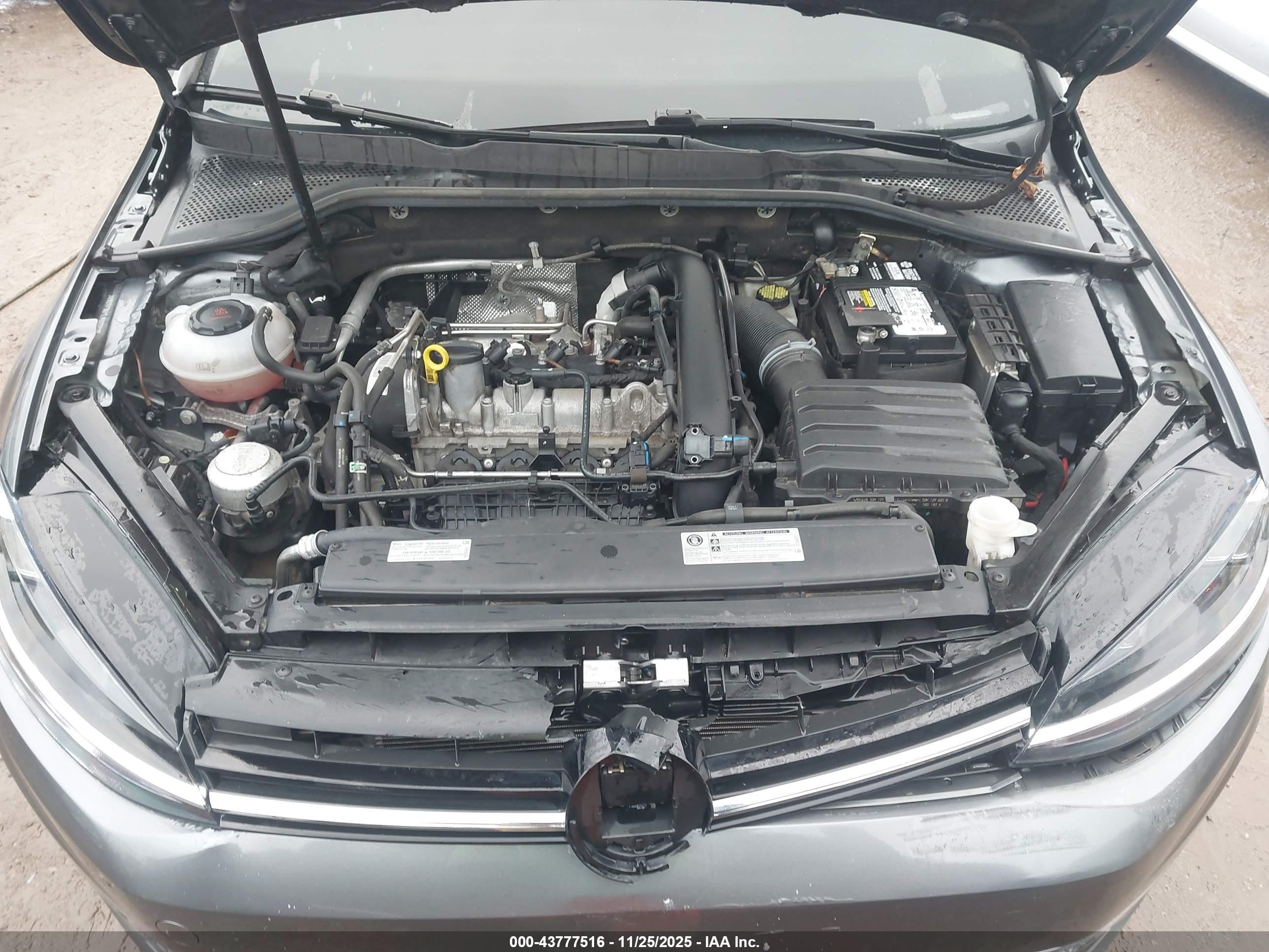 VOLKSWAGEN GOLF image 10