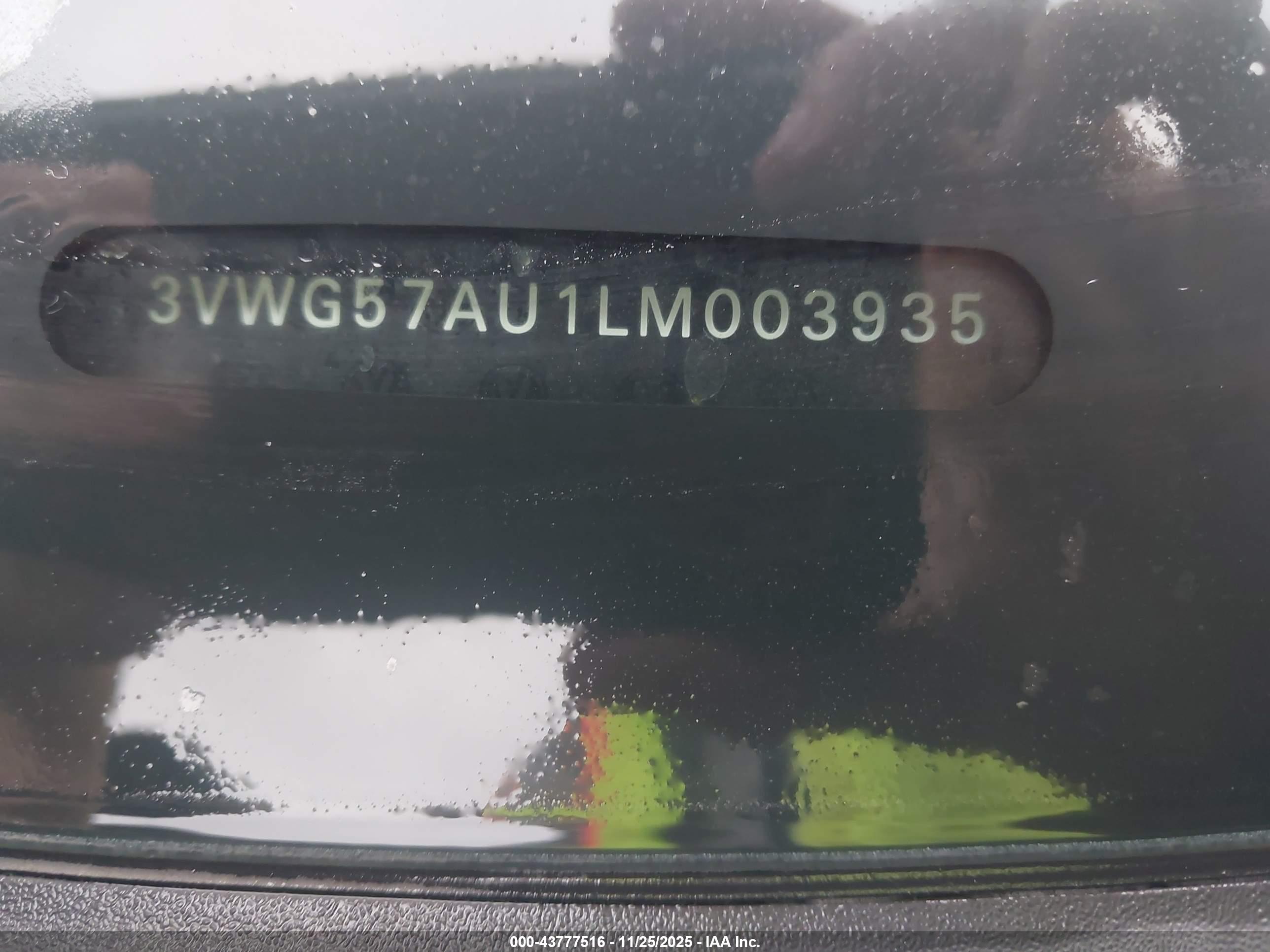 VOLKSWAGEN GOLF image 9