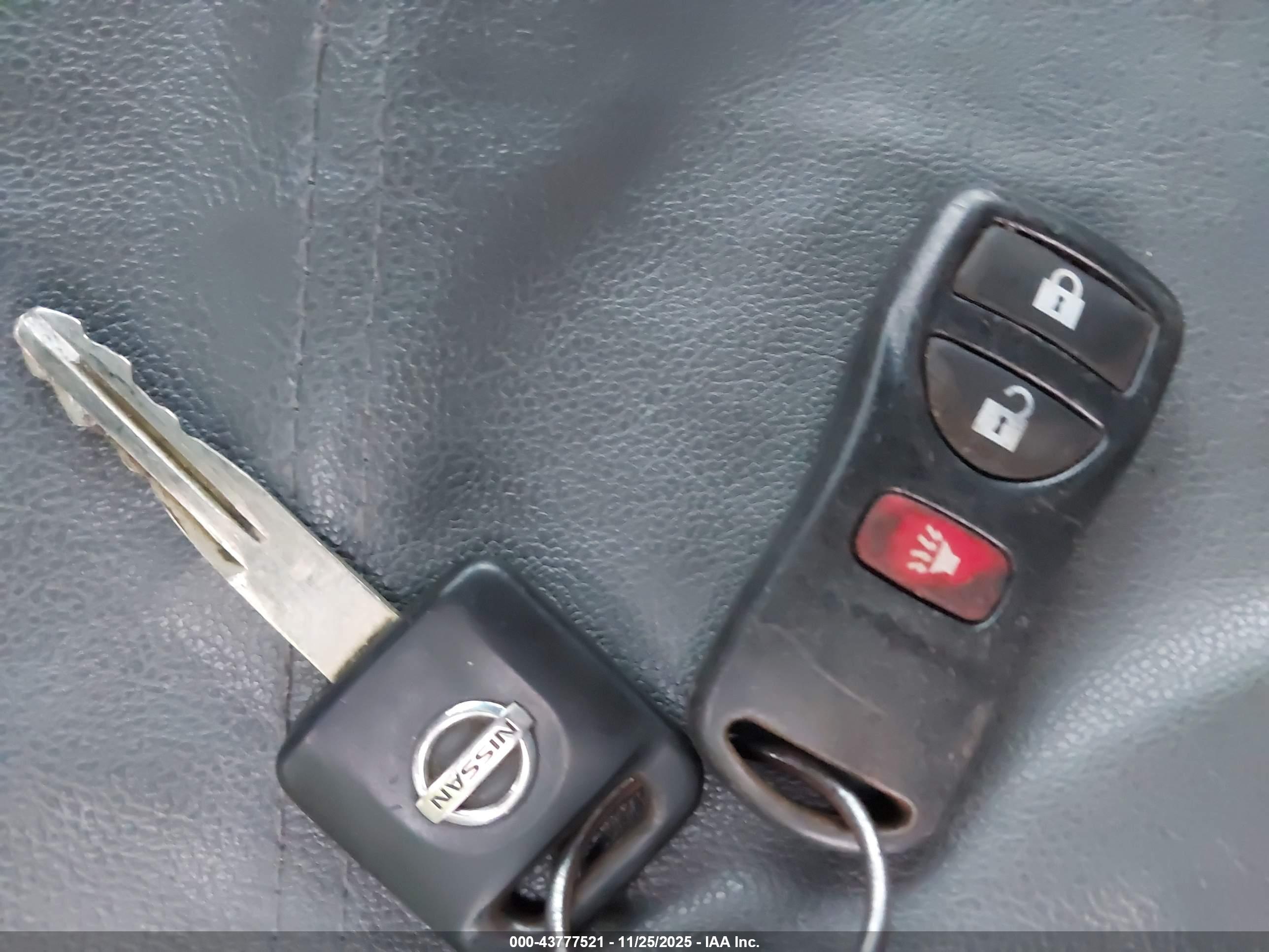 NISSAN FRONTIER image 11