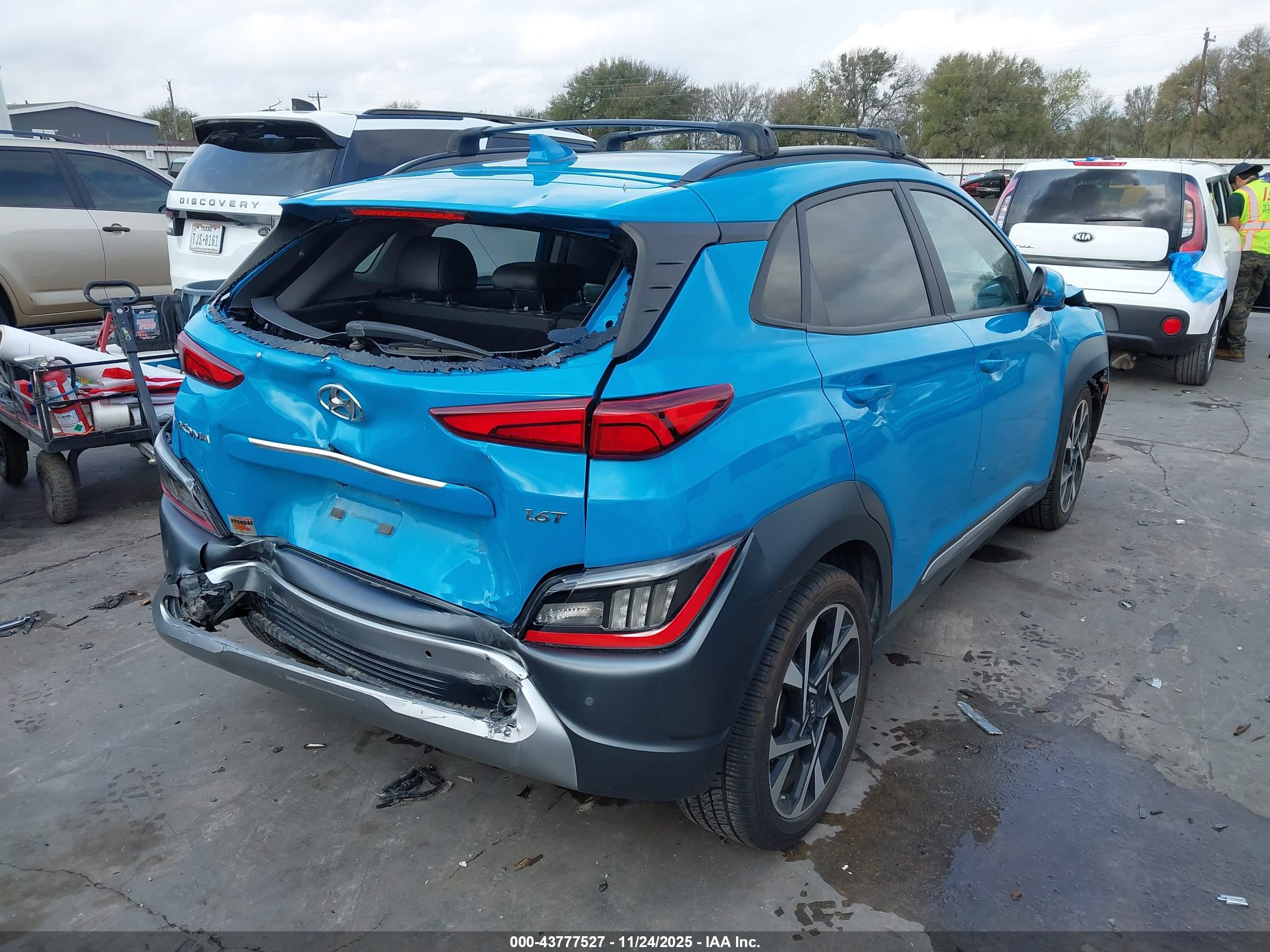 HYUNDAI KONA image 4