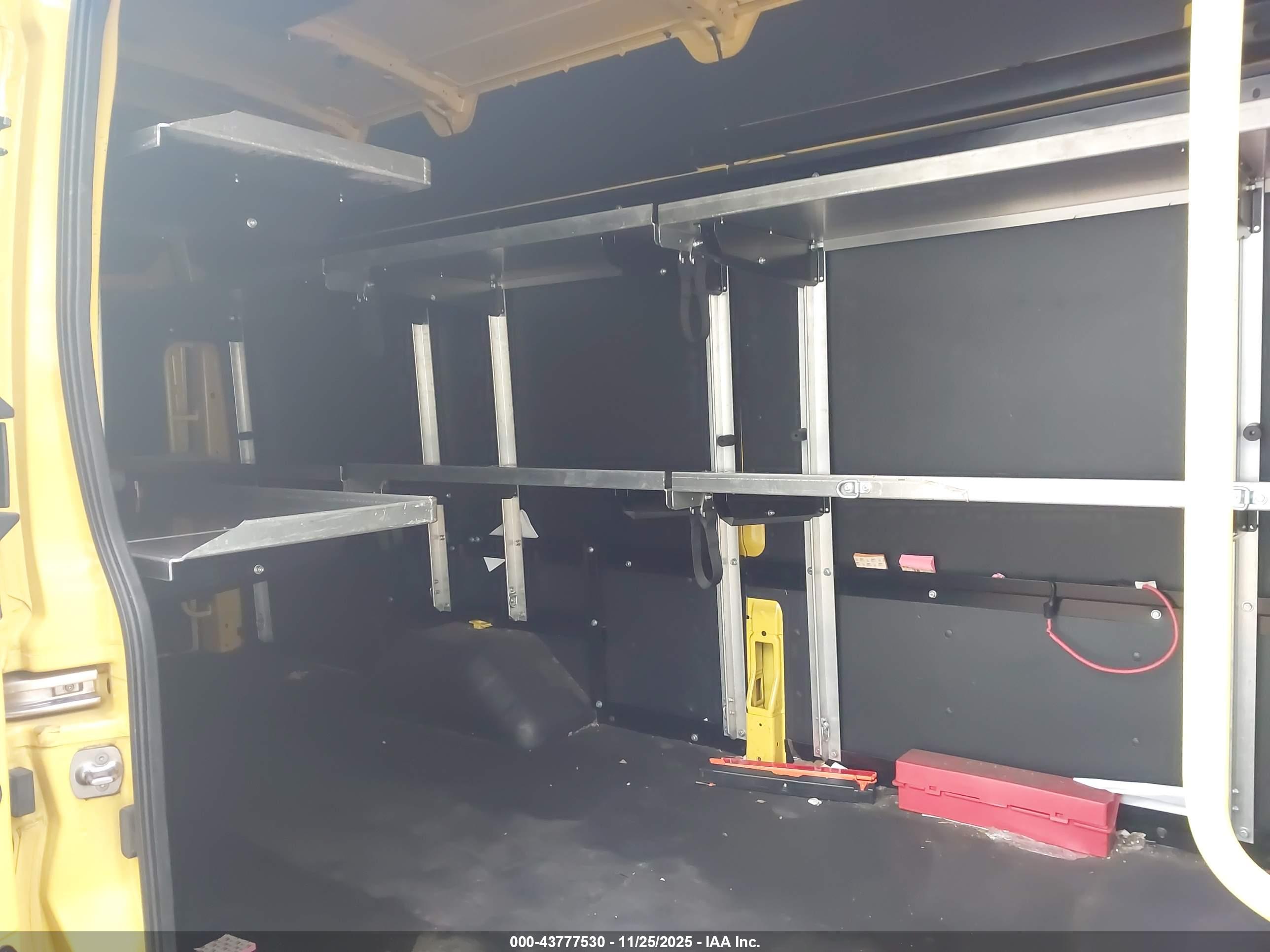 FORD TRANSIT-350 image 8