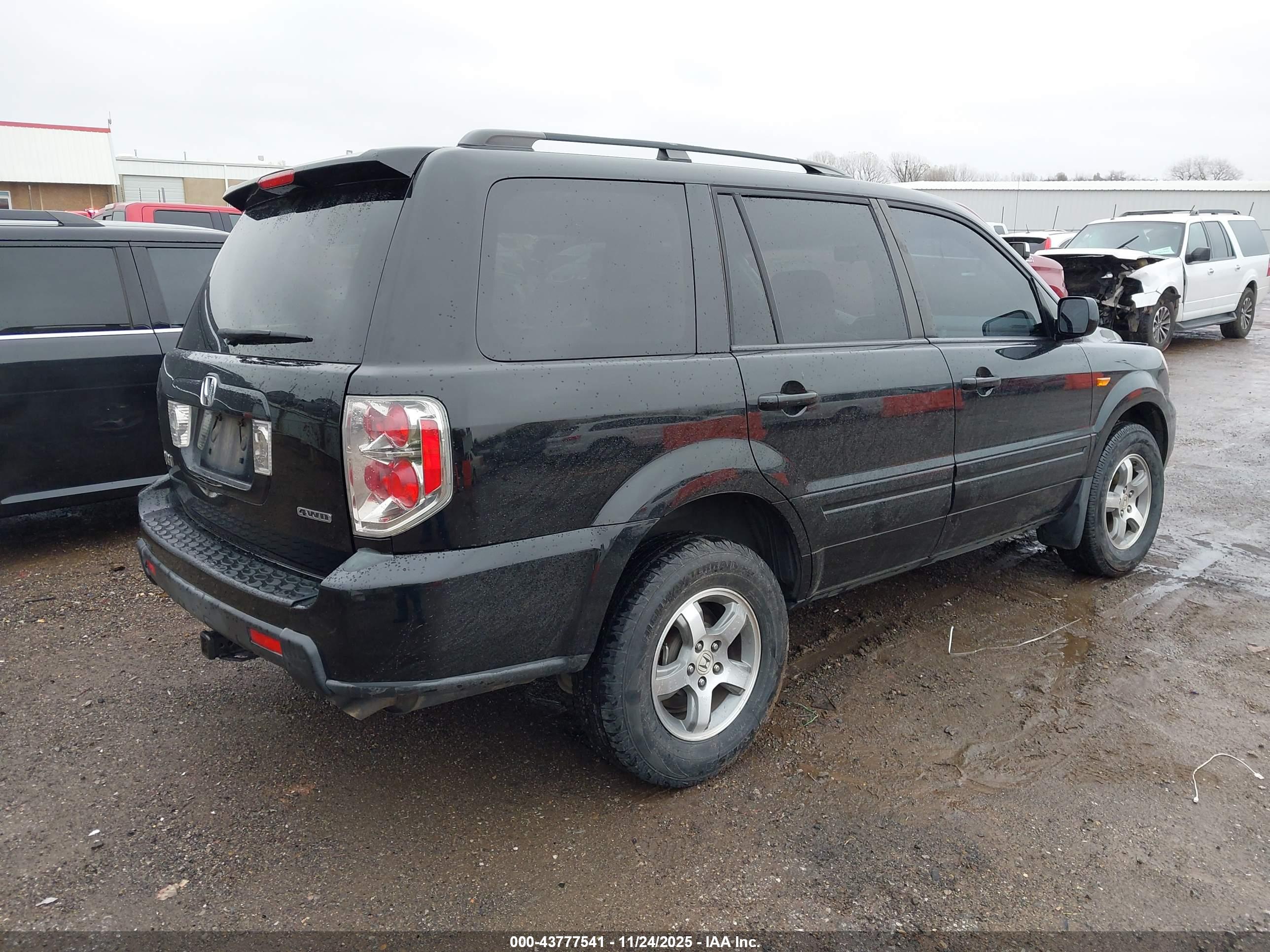 HONDA PILOT image 4