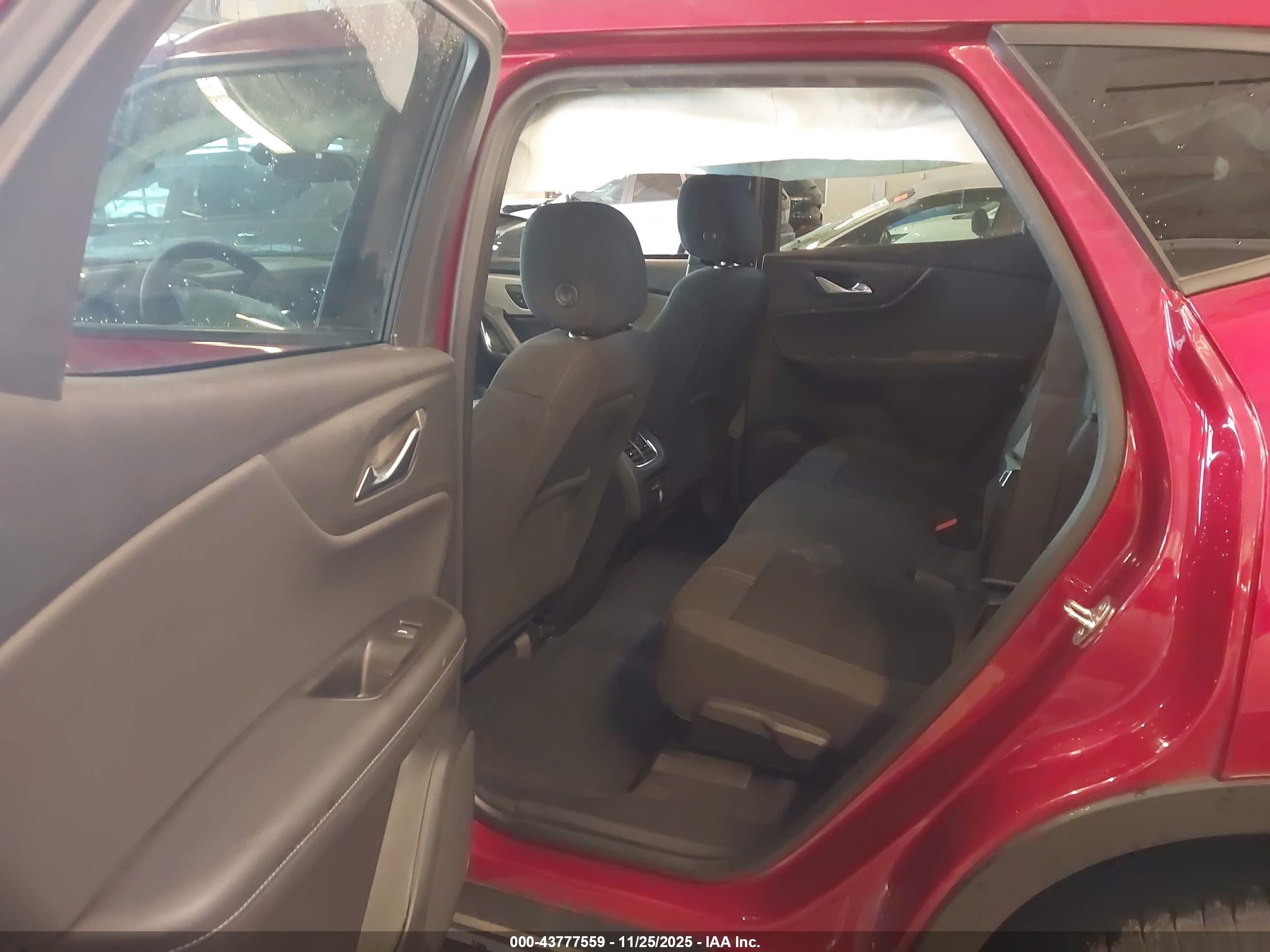 CHEVROLET BLAZER image 8