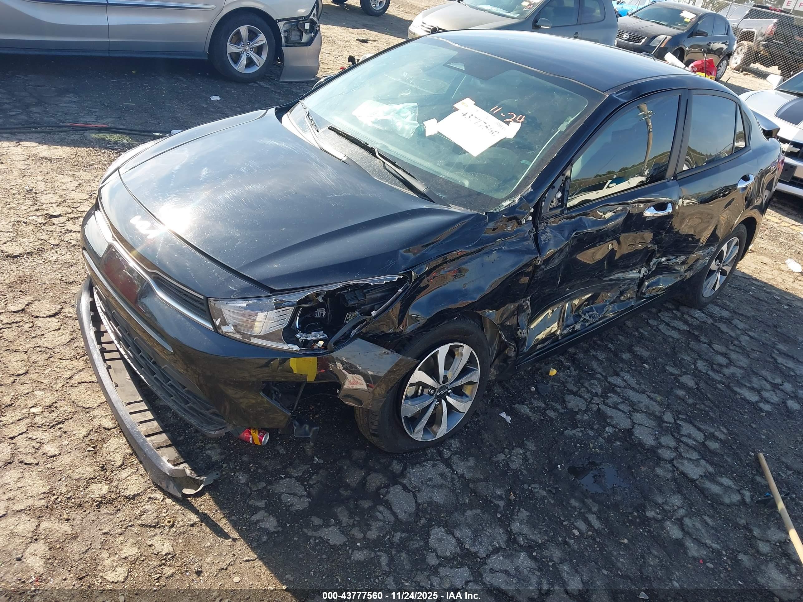 KIA RIO image 2